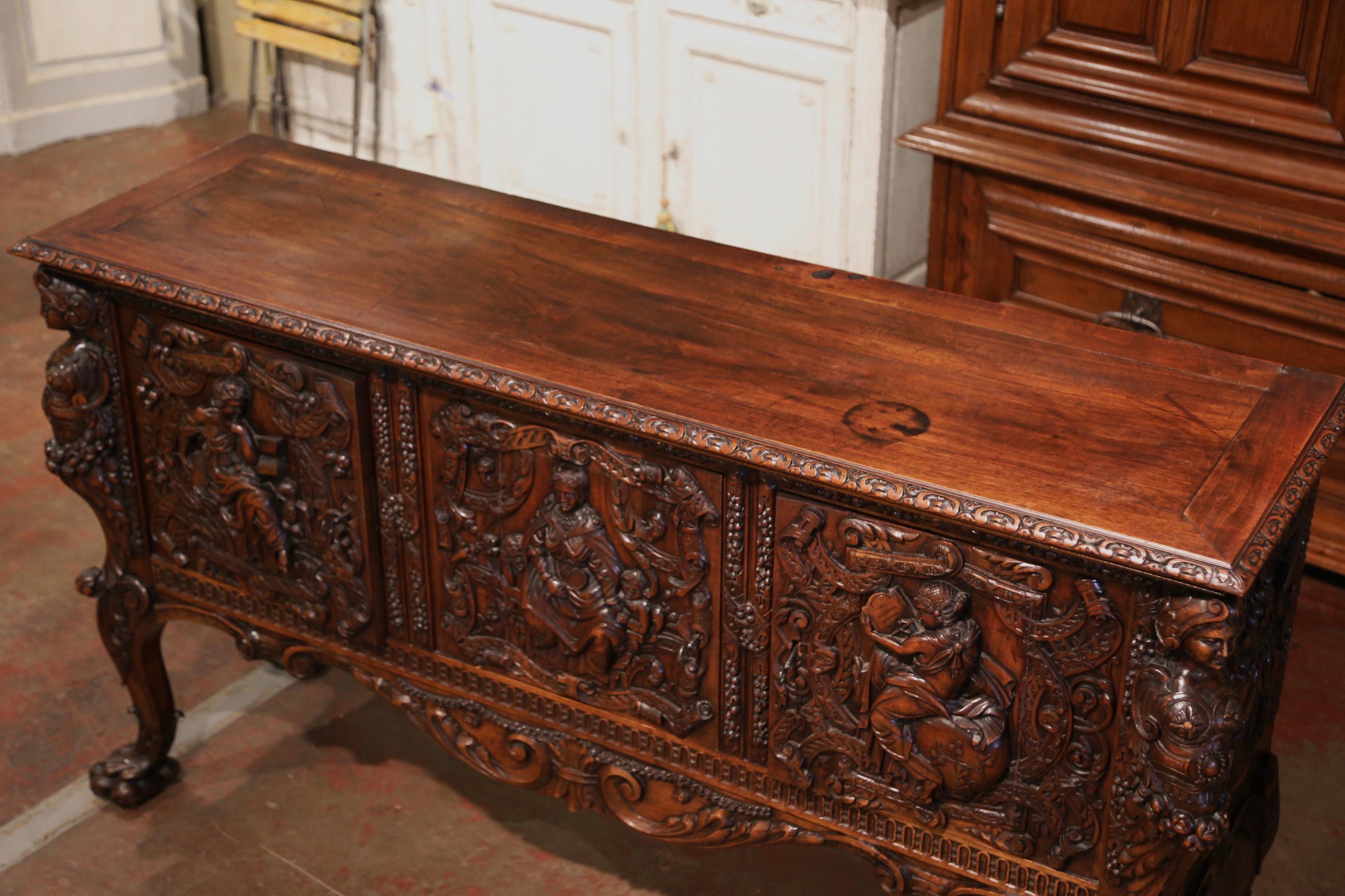 Hand-Carved Mid-19th Century Italian Renaissance Hand Carved Walnut Credenza Cabinet For Sale