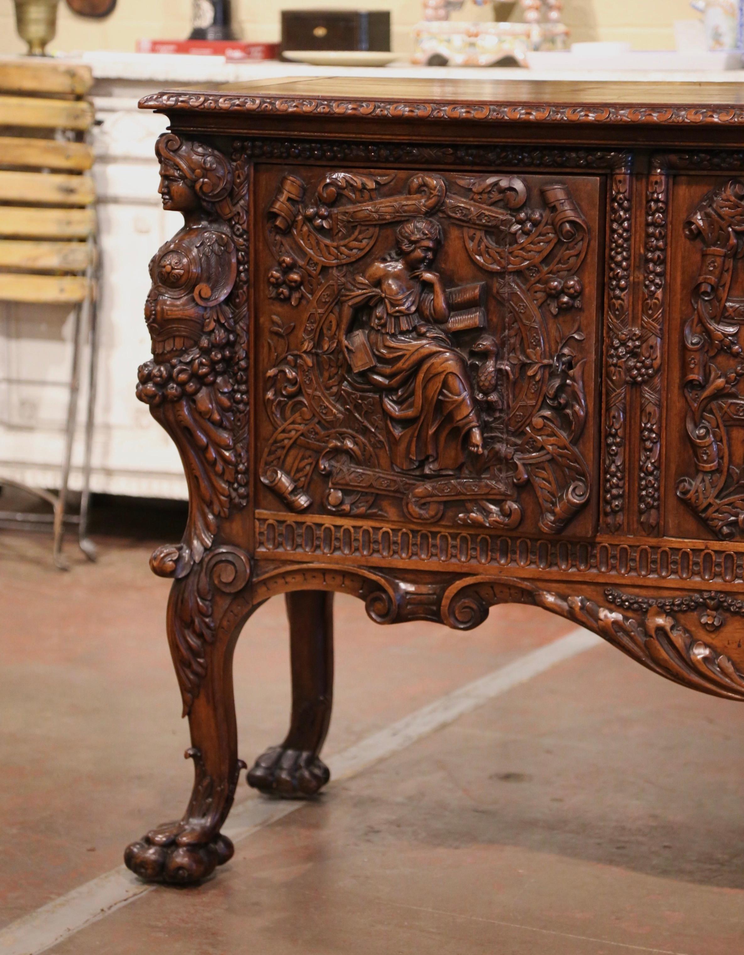 Mid-19th Century Italian Renaissance Hand Carved Walnut Credenza Cabinet For Sale 2