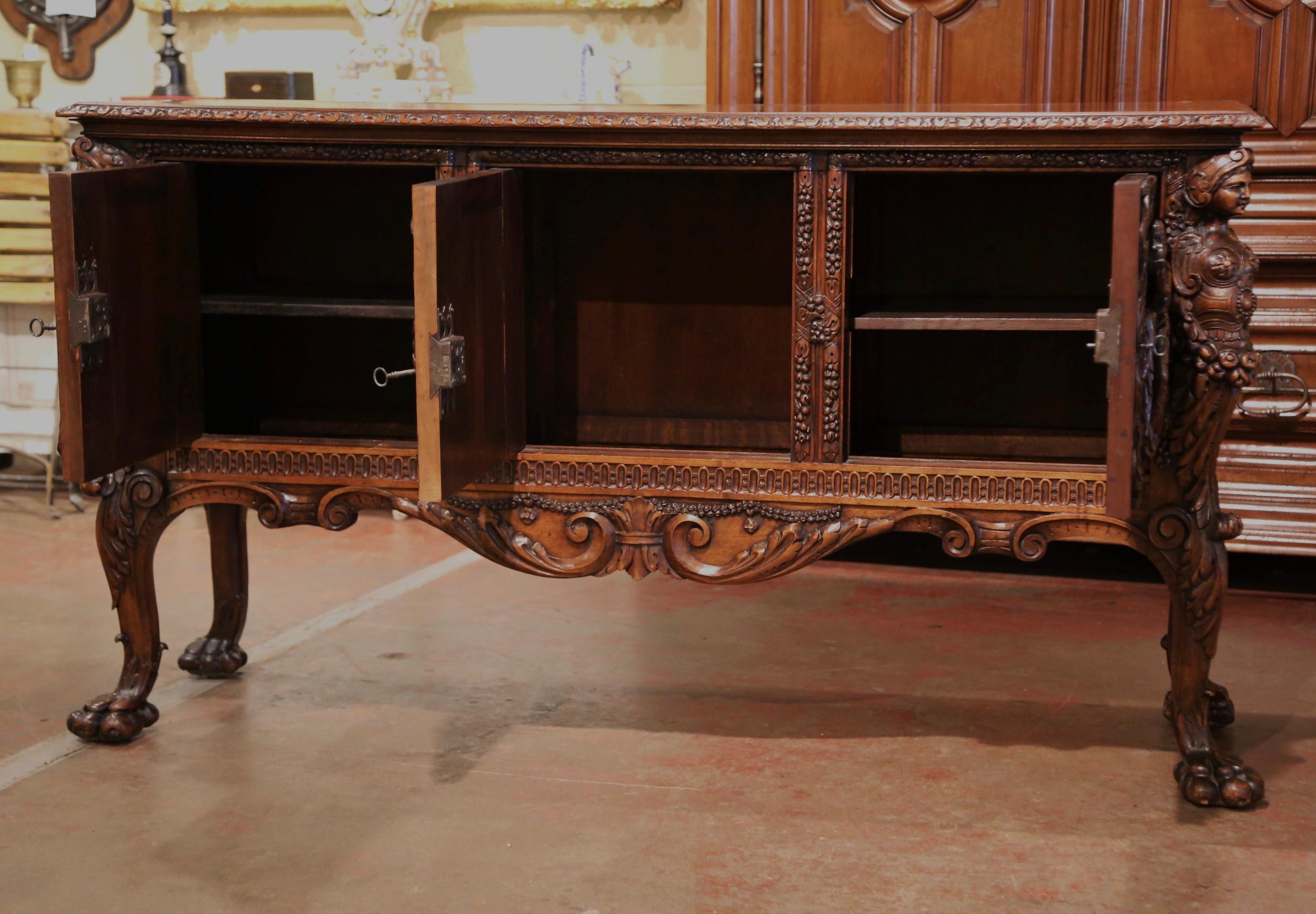 Mid-19th Century Italian Renaissance Hand Carved Walnut Credenza Cabinet For Sale 5