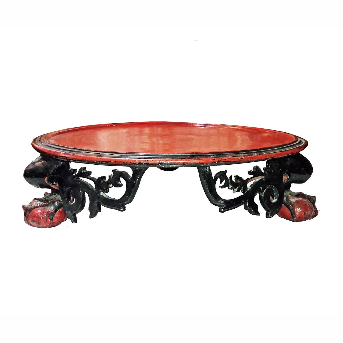 Mid-19th Century Lacquered Tray Table from Thailand 3