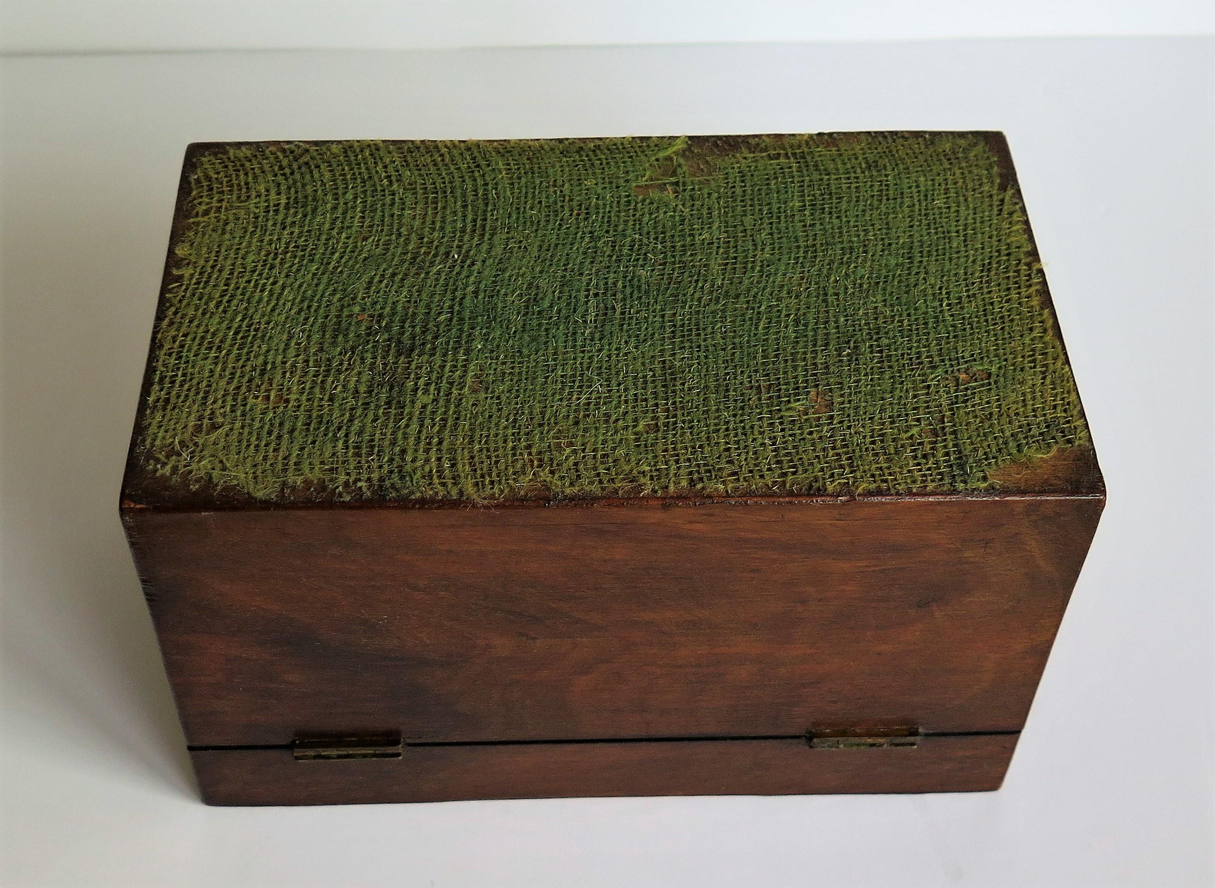 Mid-19th Century Lidded Box Walnut with Parquetry Mosaic Inlay, Mid Victorian 14