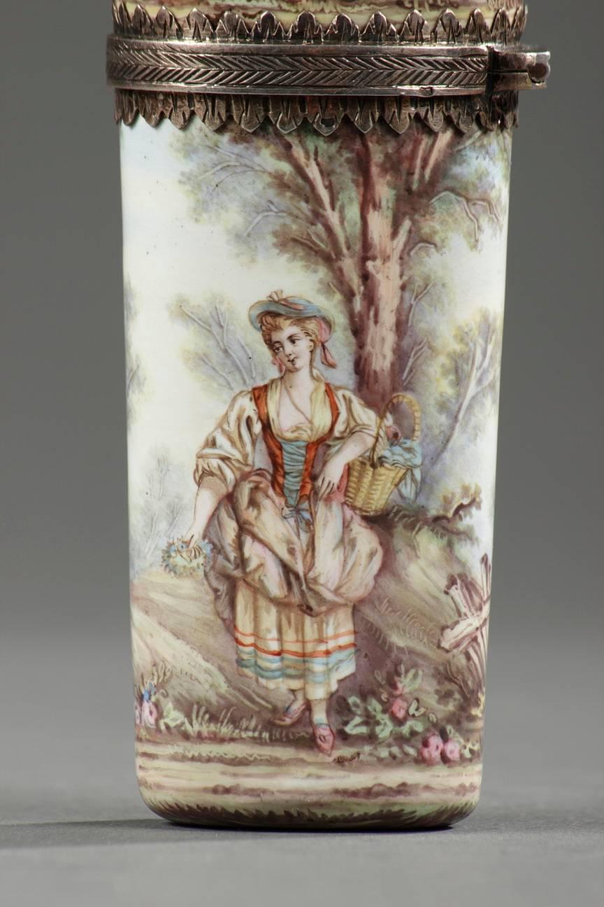 Flacon en émail de Limoges du milieu du 19ème siècle en vente 1