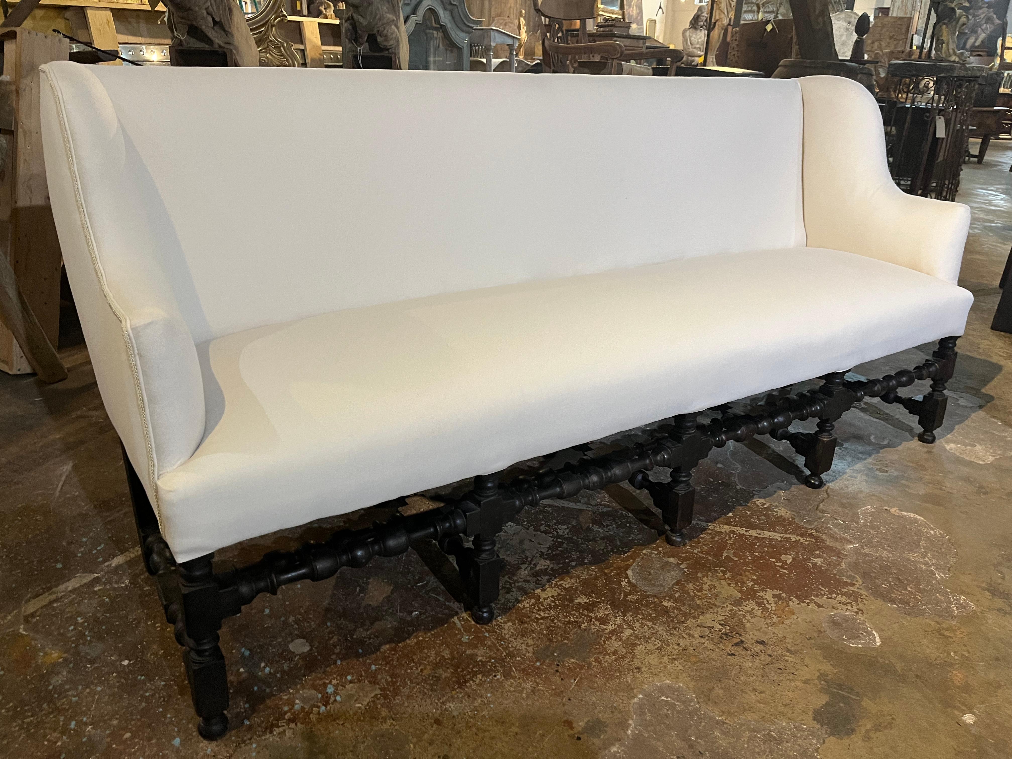 Mid-19th Century Louis XIII Style Settee In Good Condition In Atlanta, GA