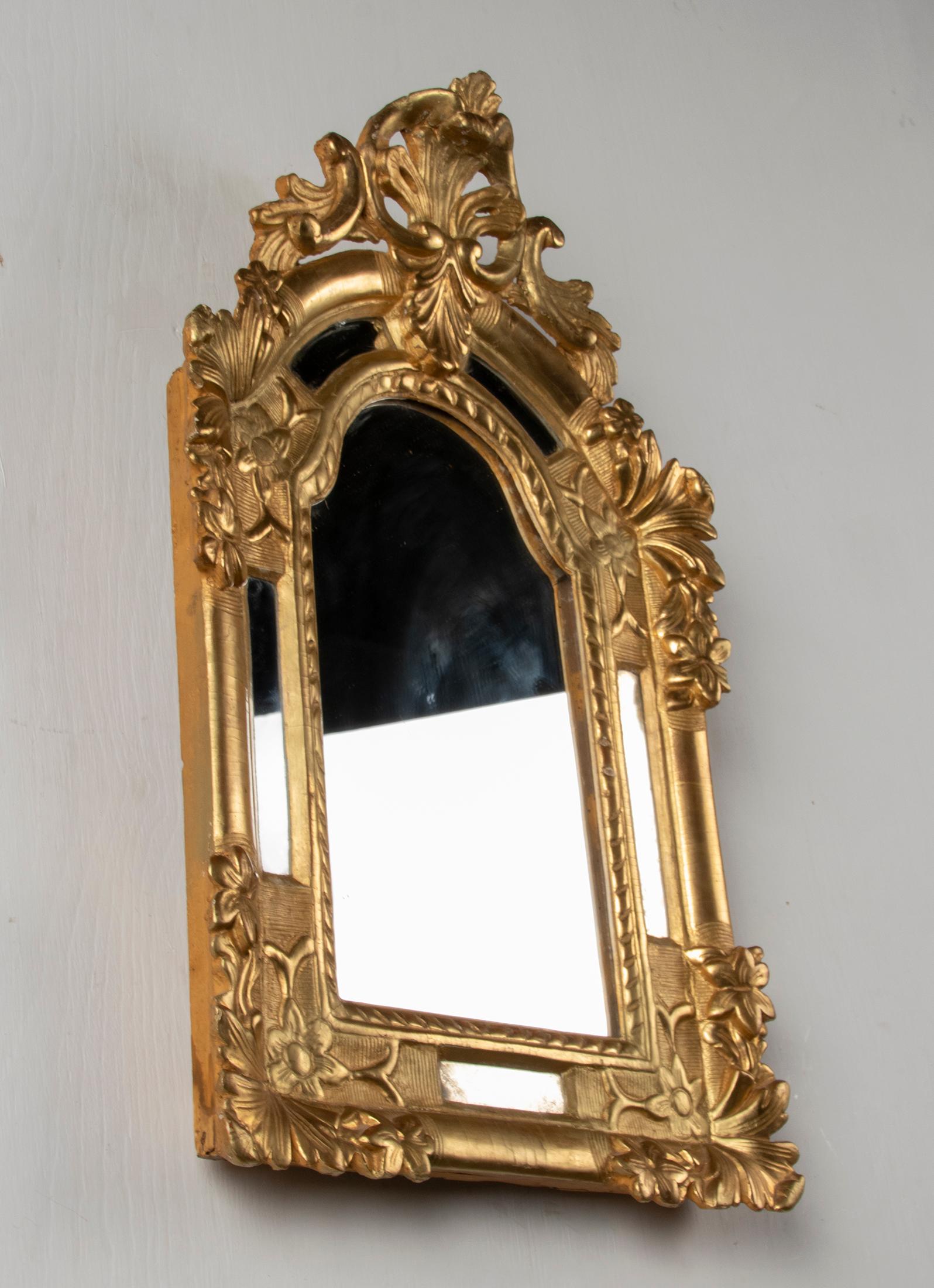 Mid 19th Century Louis XV Style Gold Leaf Wooden Carved Mirror 6