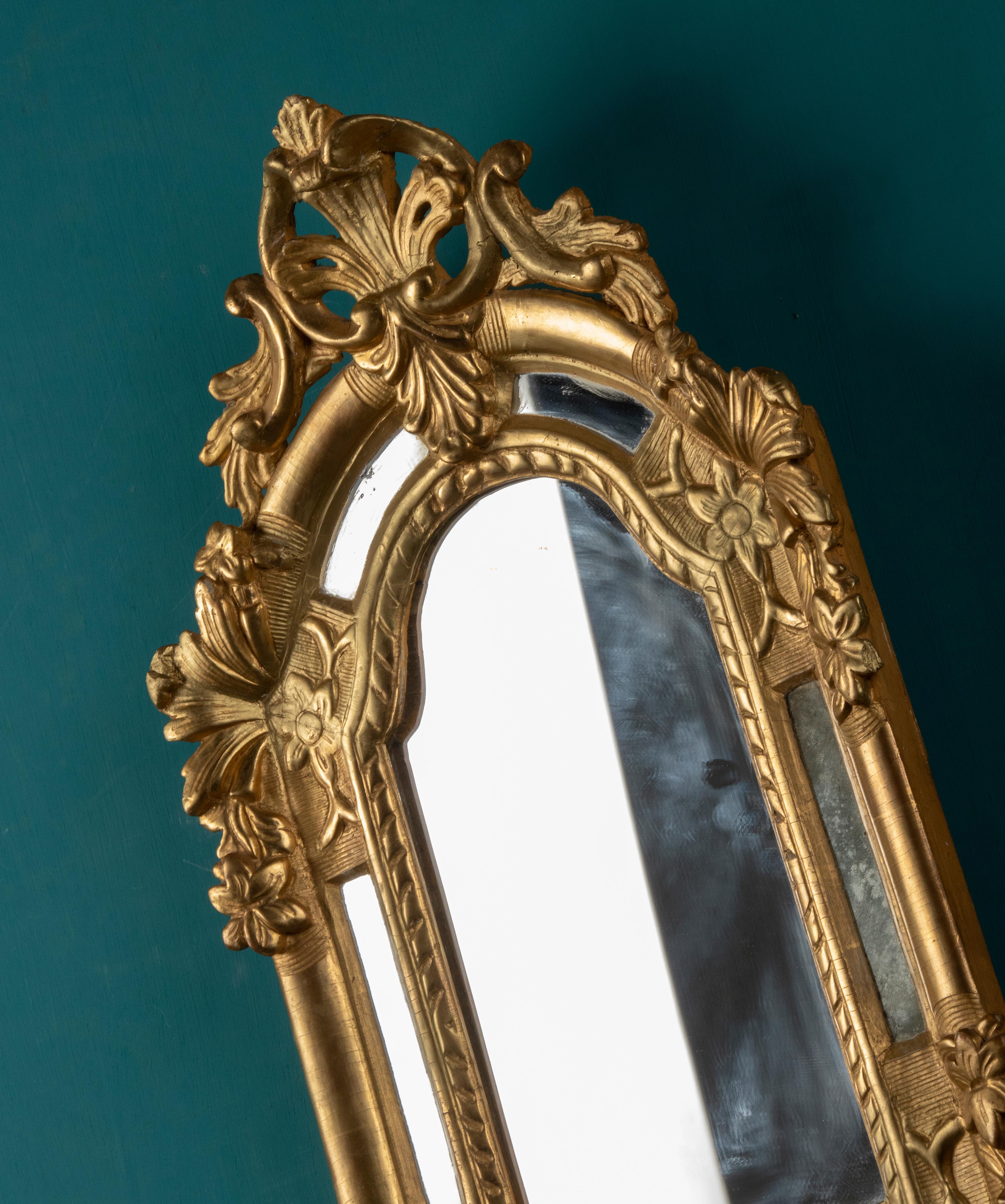 Mid 19th Century Louis XV Style Gold Leaf Wooden Carved Mirror 8