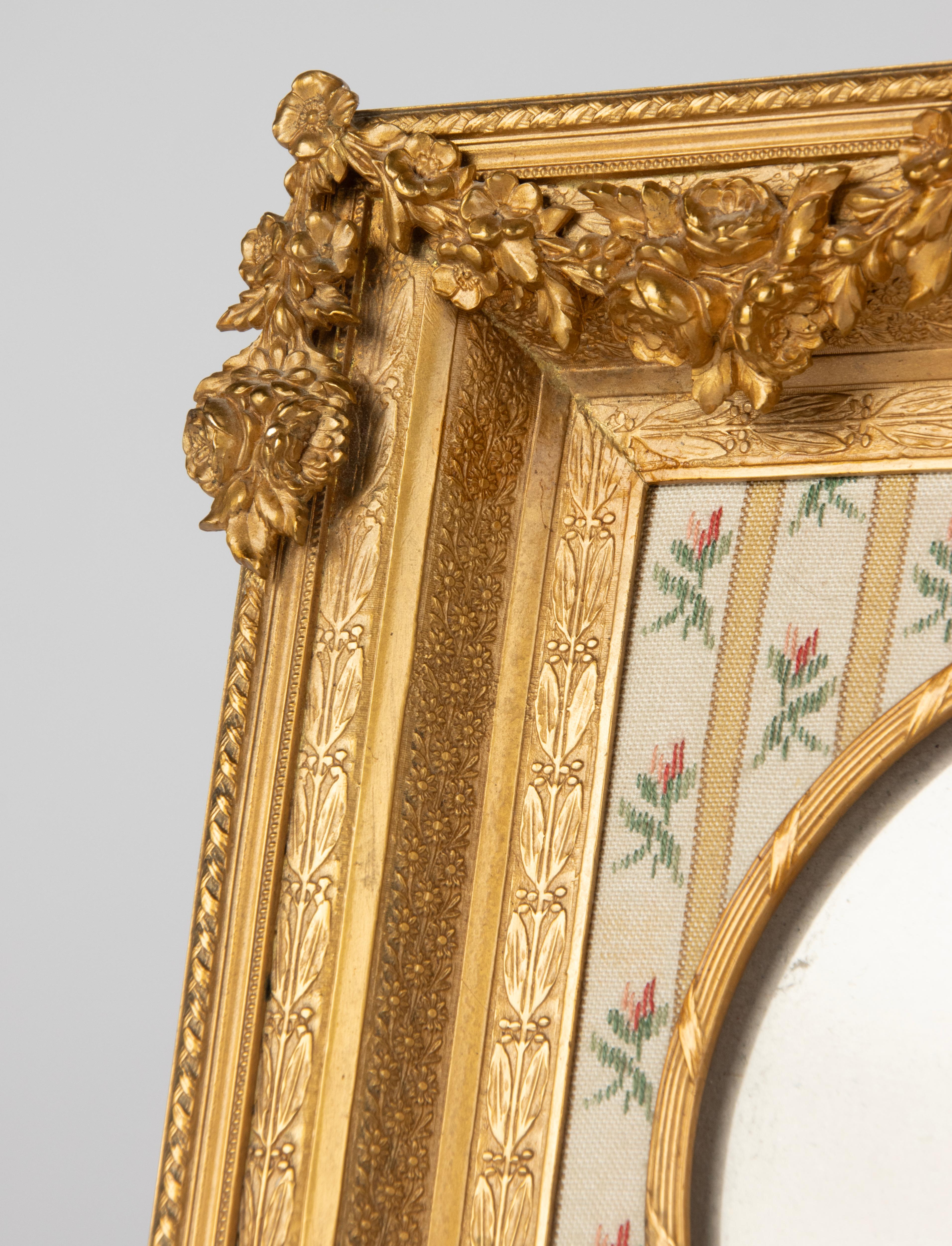 Mid 19th Century Louis XVI Ormolu Bronze Duo Picture frame - Napoleon III In Good Condition In Casteren, Noord-Brabant