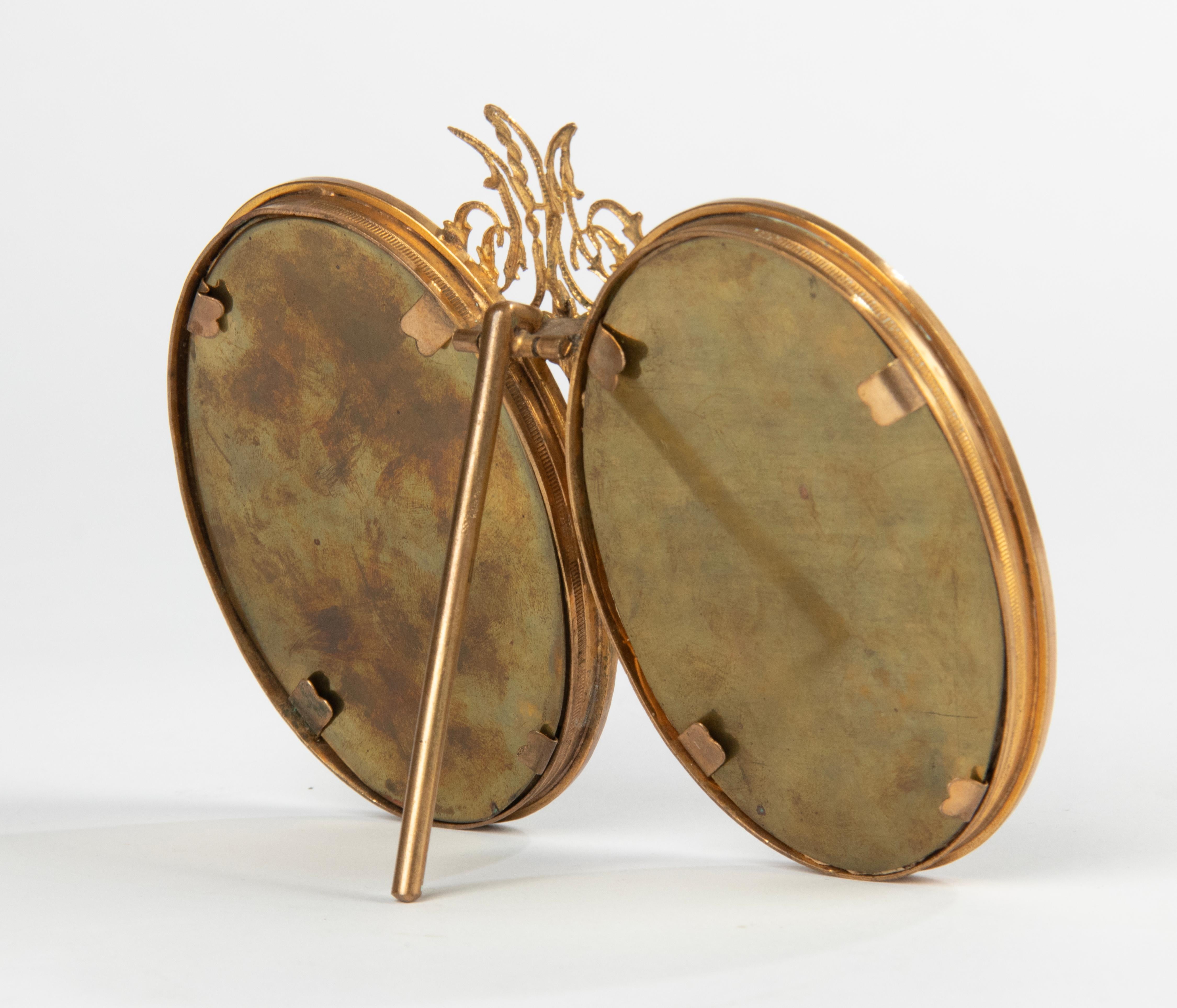 Mid-19th Century Louis XVI Style Ormolu Gilt Bronze Oval Double Picture Frame 2