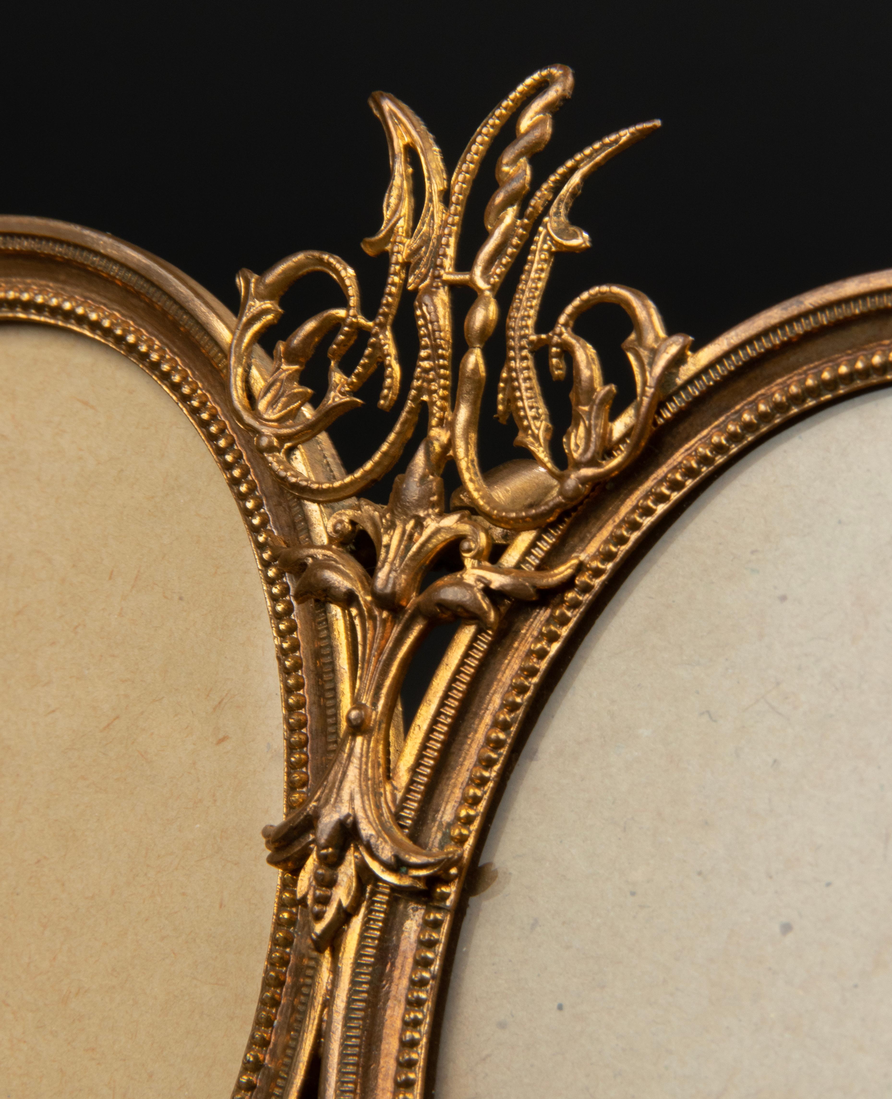 Mid-19th Century Louis XVI Style Ormolu Gilt Bronze Oval Double Picture Frame 3