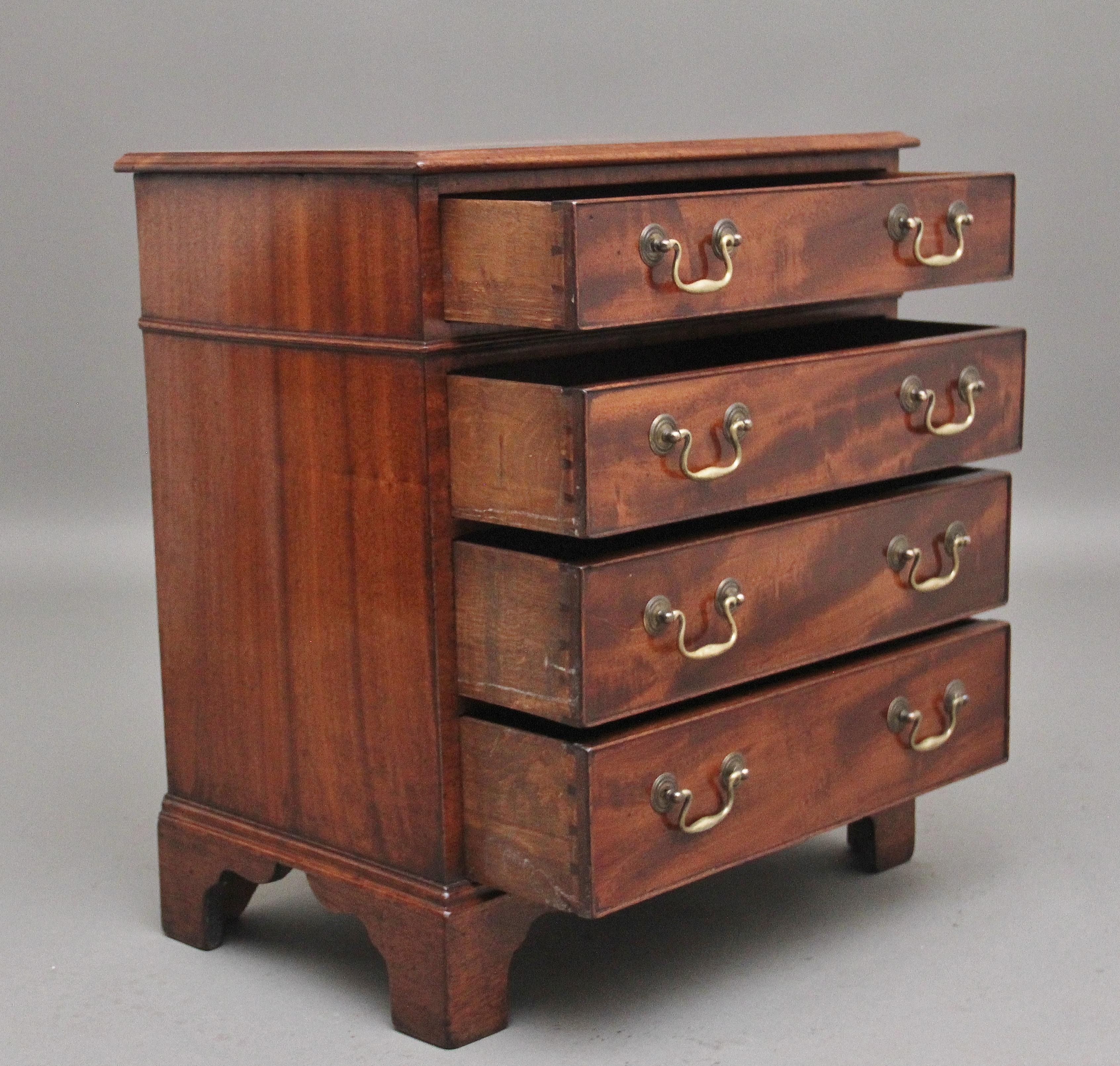 Early Victorian Mid 19th Century mahogany bedside chest of drawers