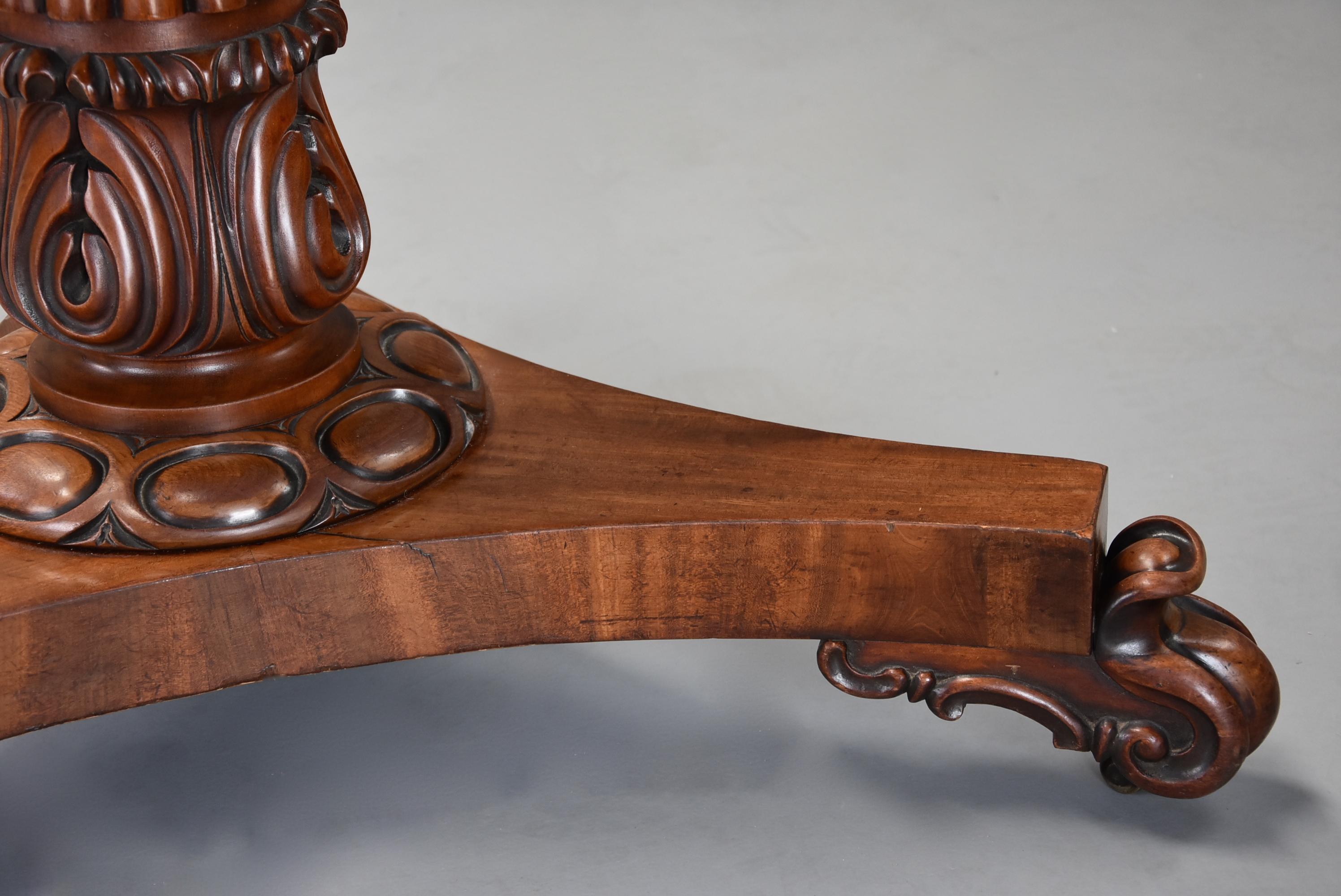 Mid 19th Century Mahogany Centre Table of Excellent Patina For Sale 4
