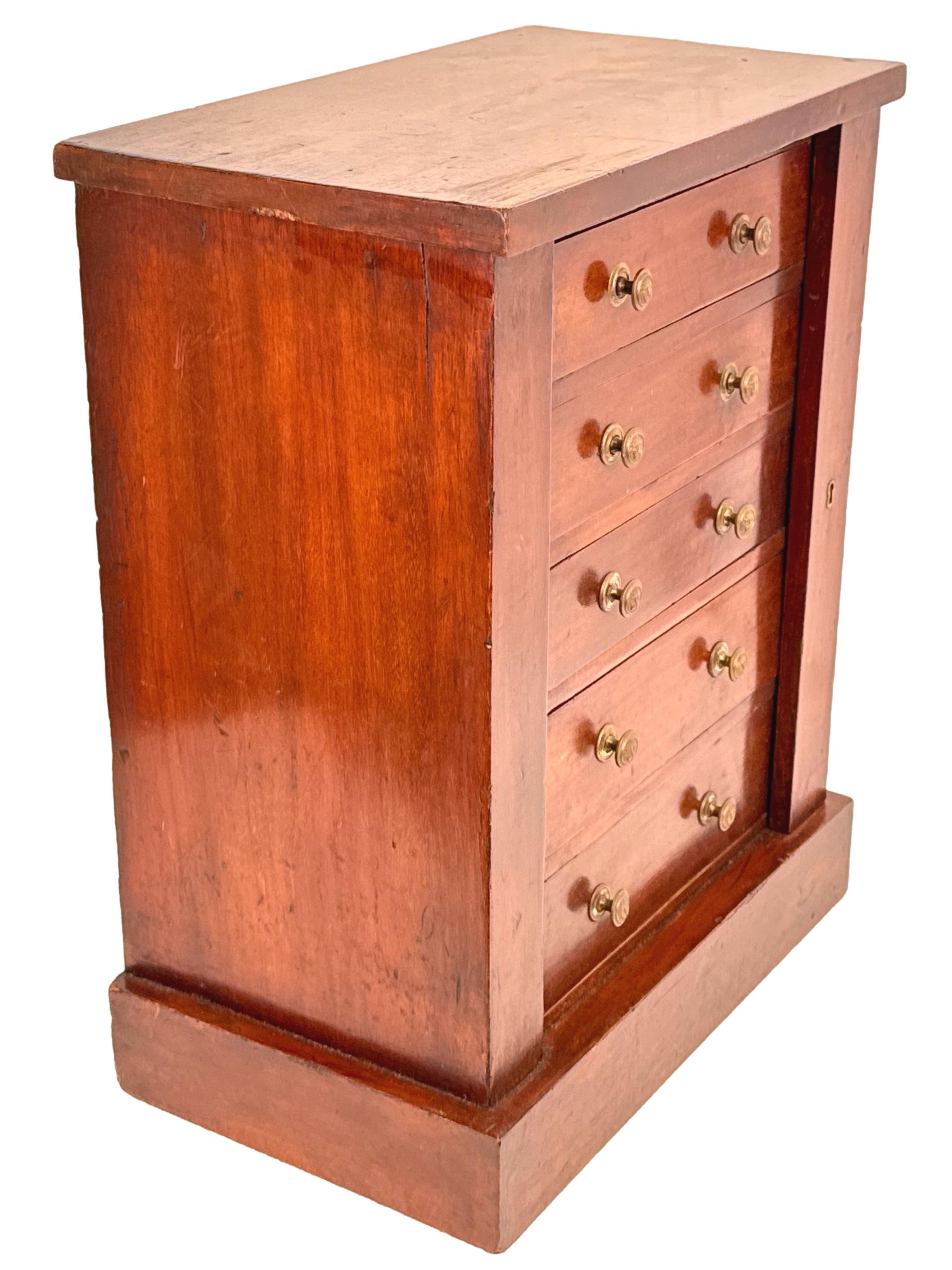 Inglese Cassapanca Child & Childington in mogano della metà del XIX secolo in vendita