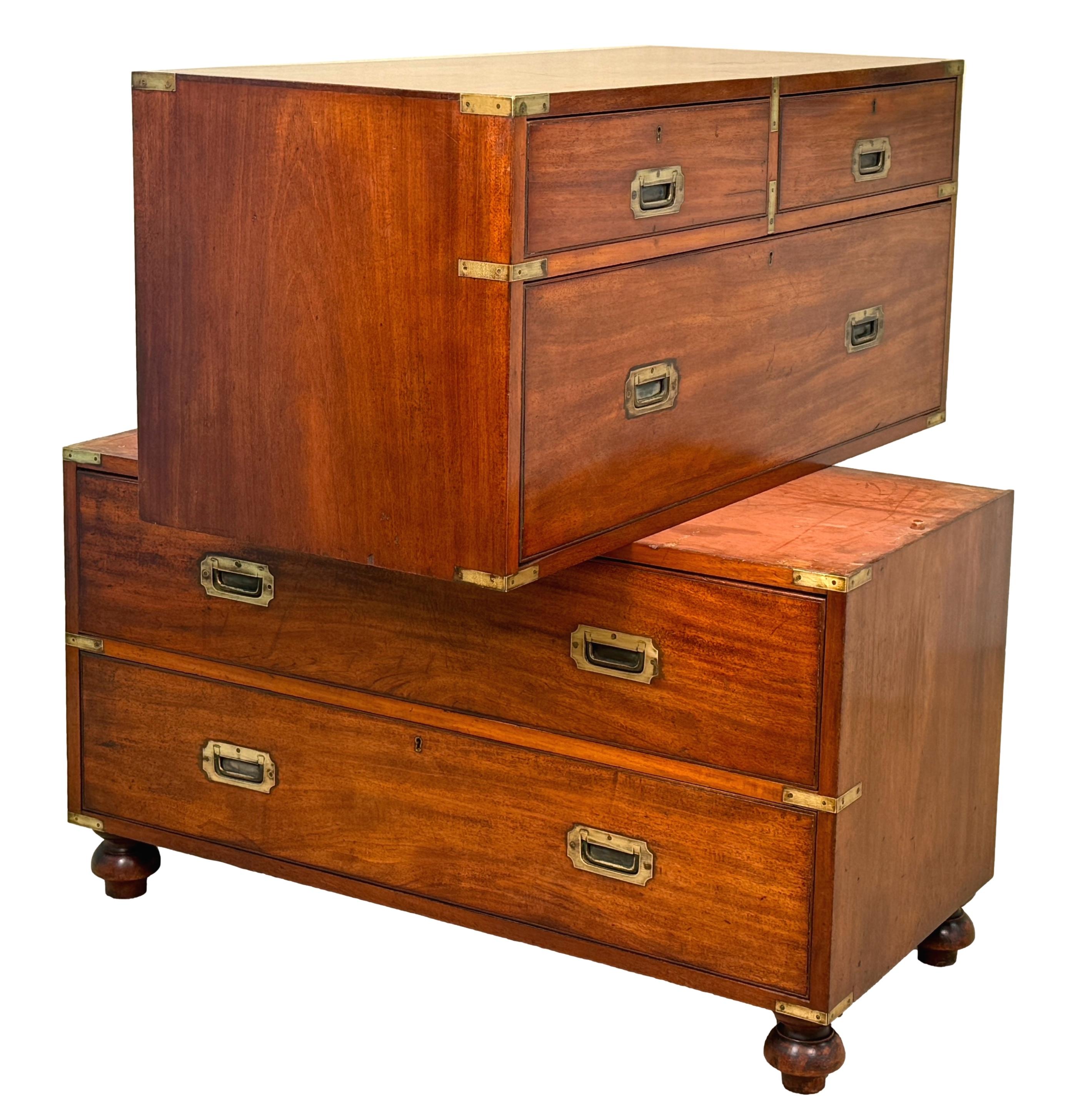 Mid 19th Century Mahogany Military Campaign Chest Of Drawers en vente 5