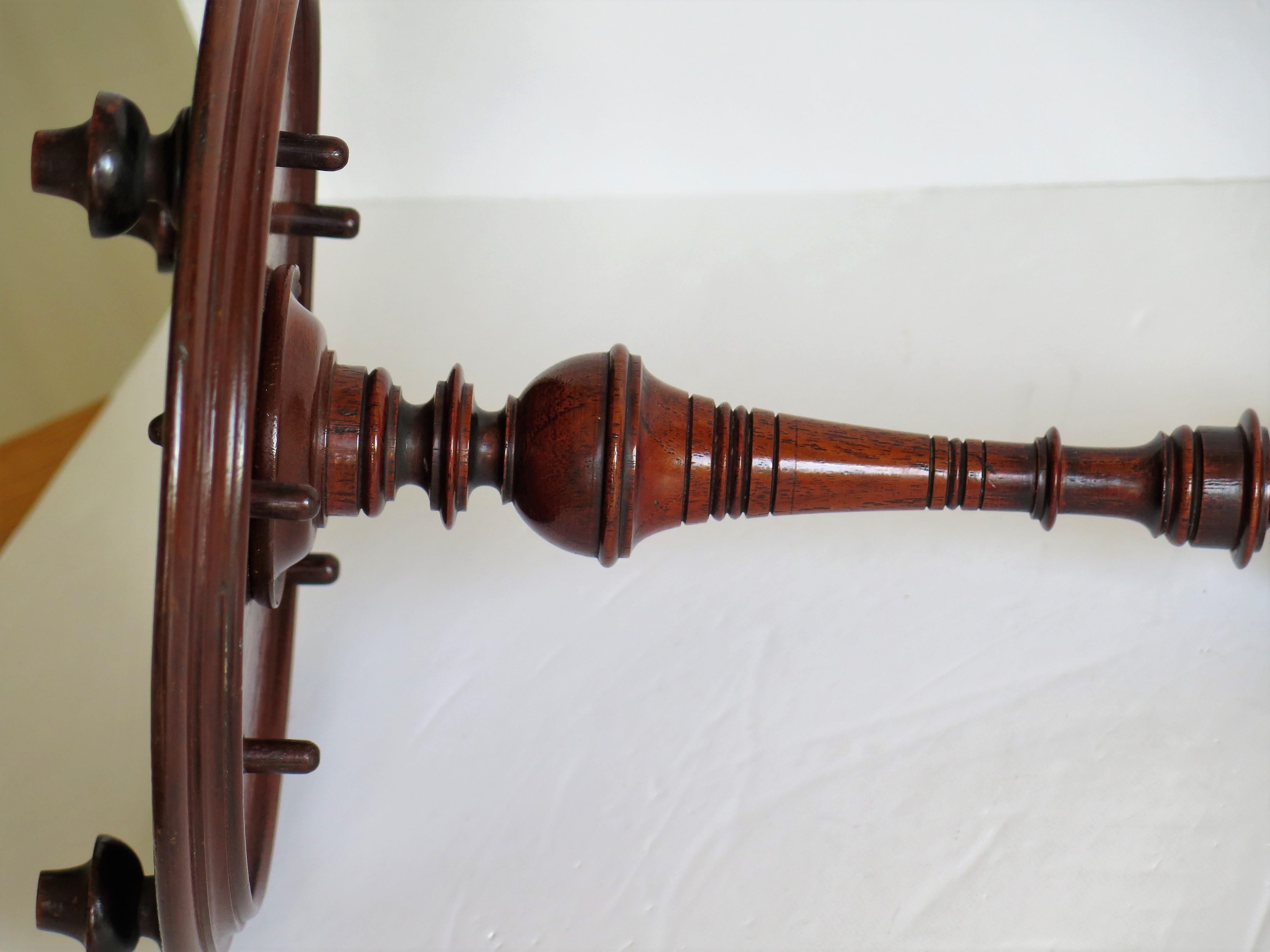 Mid-19th Century walnut Treen Bobbin Stand Finely Hand Turned, circa 1850 For Sale 4