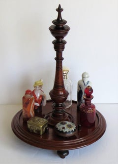 Mid-19th Century walnut Treen Bobbin Stand Finely Hand Turned, circa 1850