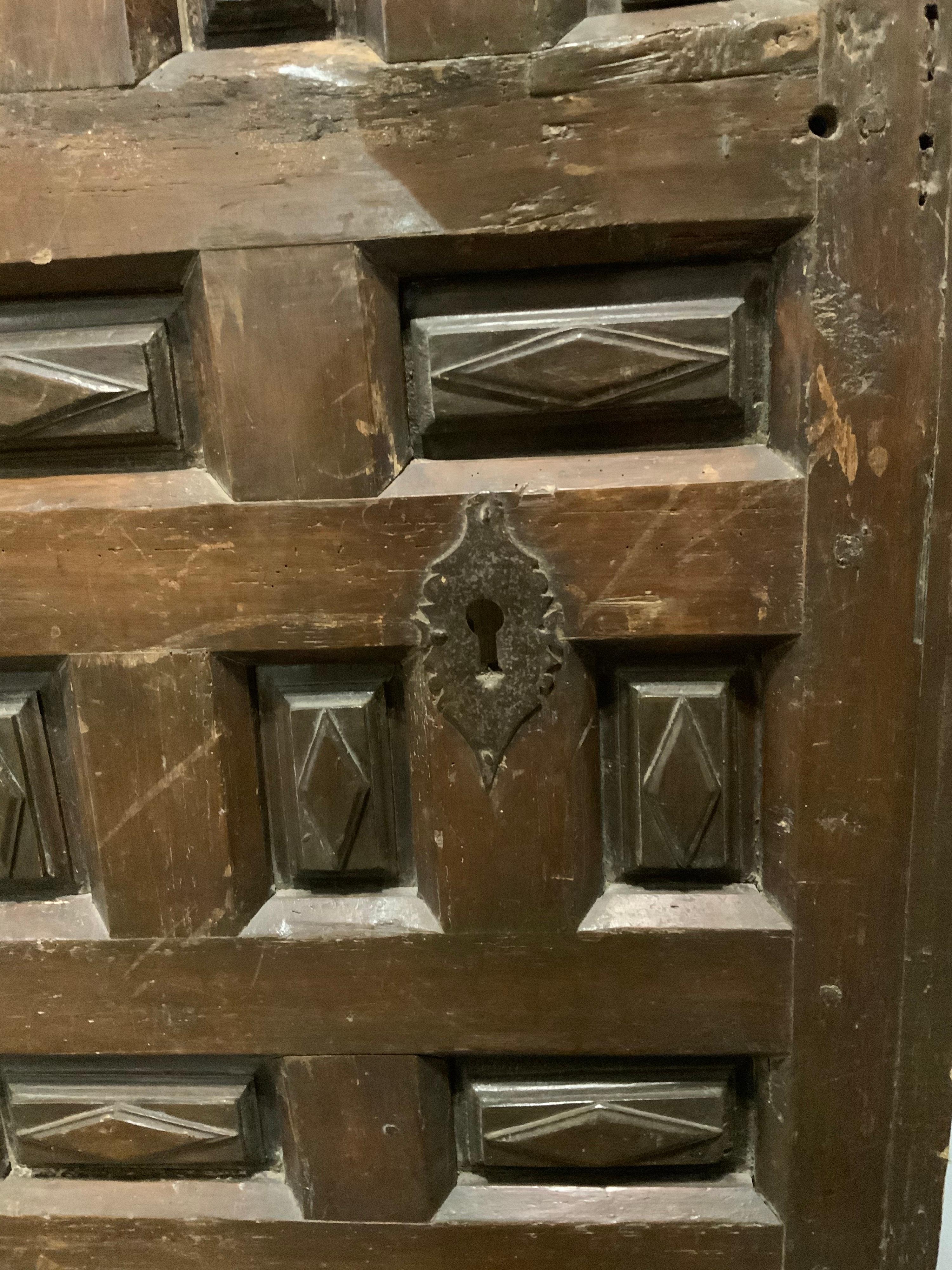 Porta in acero della metà del XIX secolo proveniente dalla Spagna In condizioni buone in vendita a Dallas, TX