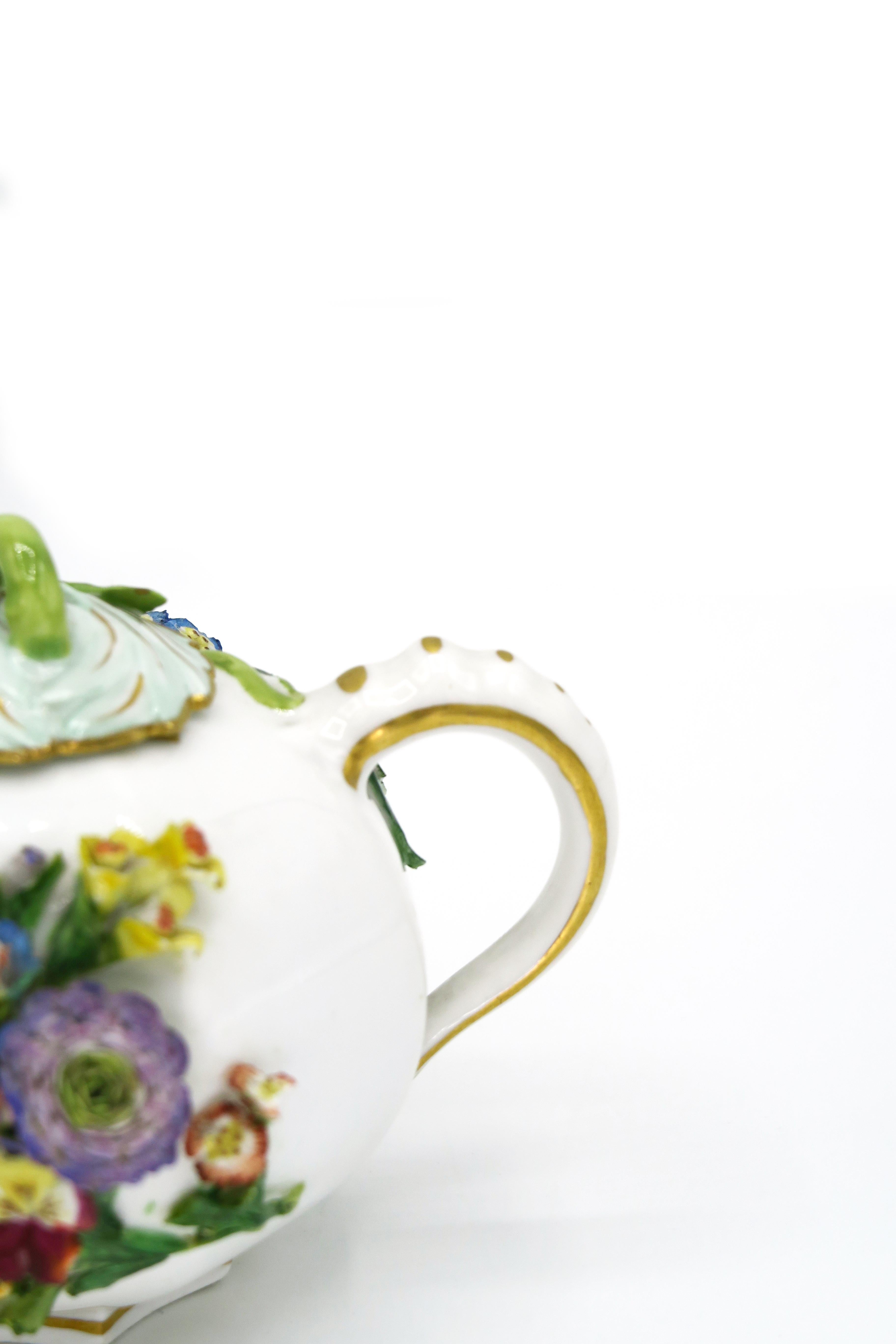 Allemand Pichet Meissen fait à la main du milieu du 19e siècle en vente