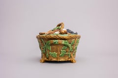 Mid-19th Century Minton Victorian Majolica Game Pie Dish