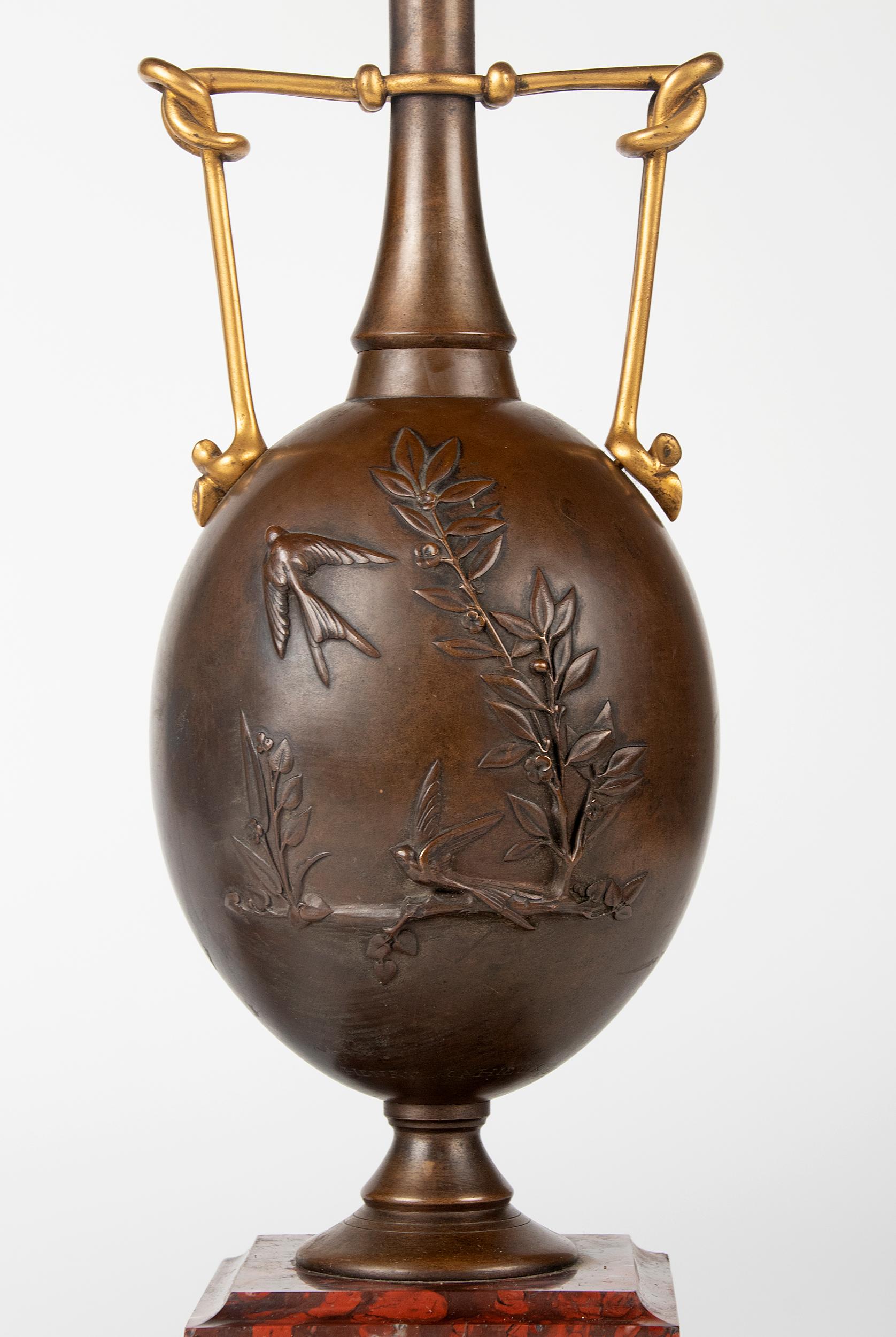 Vases en bronze Napoléon III du milieu du XIXe siècle par Cahieux & Barbedienne en vente 2