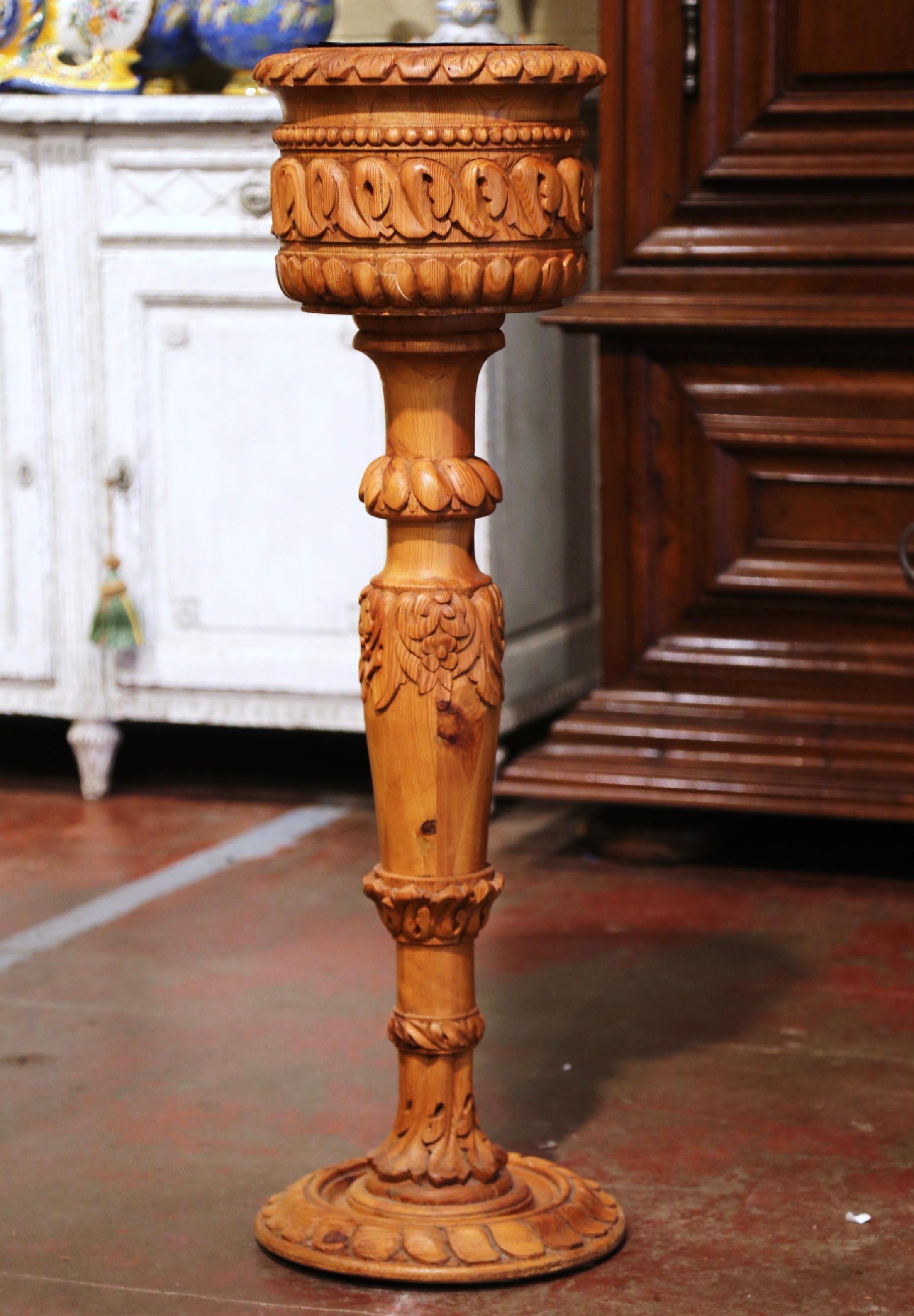 Hand-Carved Mid-19th Century Napoleon III French Carved Pine Pedestal Plant Stand