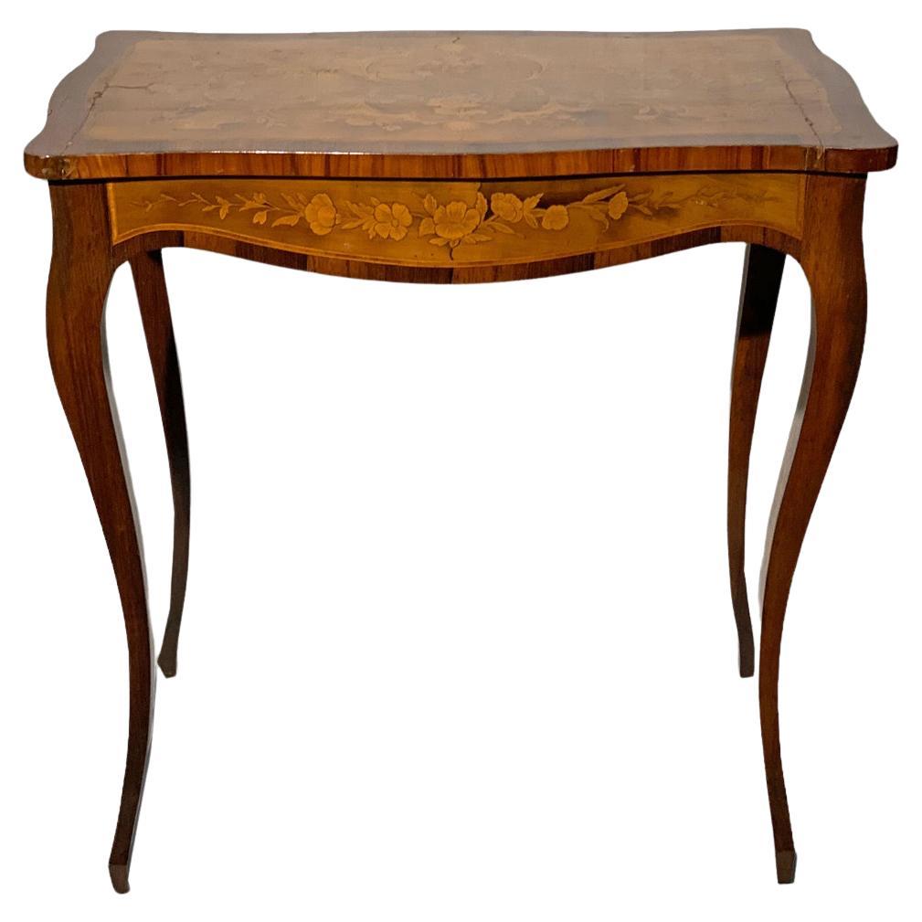 TABLE NAPOLEON III INLAID DU MILIEU DU 19e SIÈCLE en vente