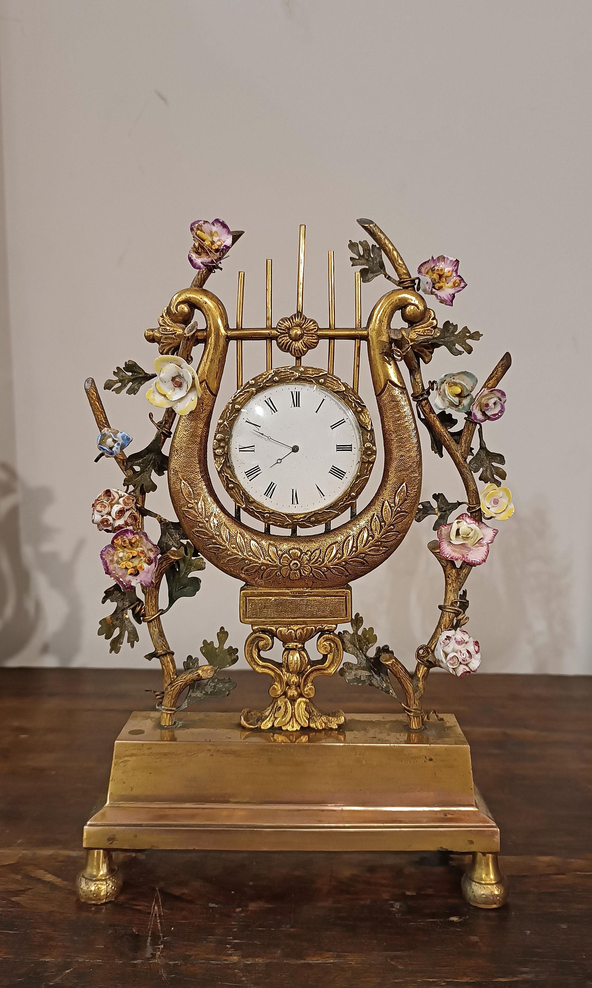 MID 19th CENTURY NAPOLEON III LIRE PENDULUM in vendita 3
