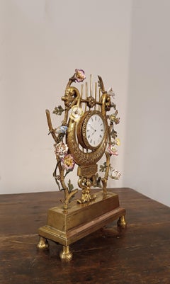 MID 19th CENTURY NAPOLEON III LIRE PENDULUM