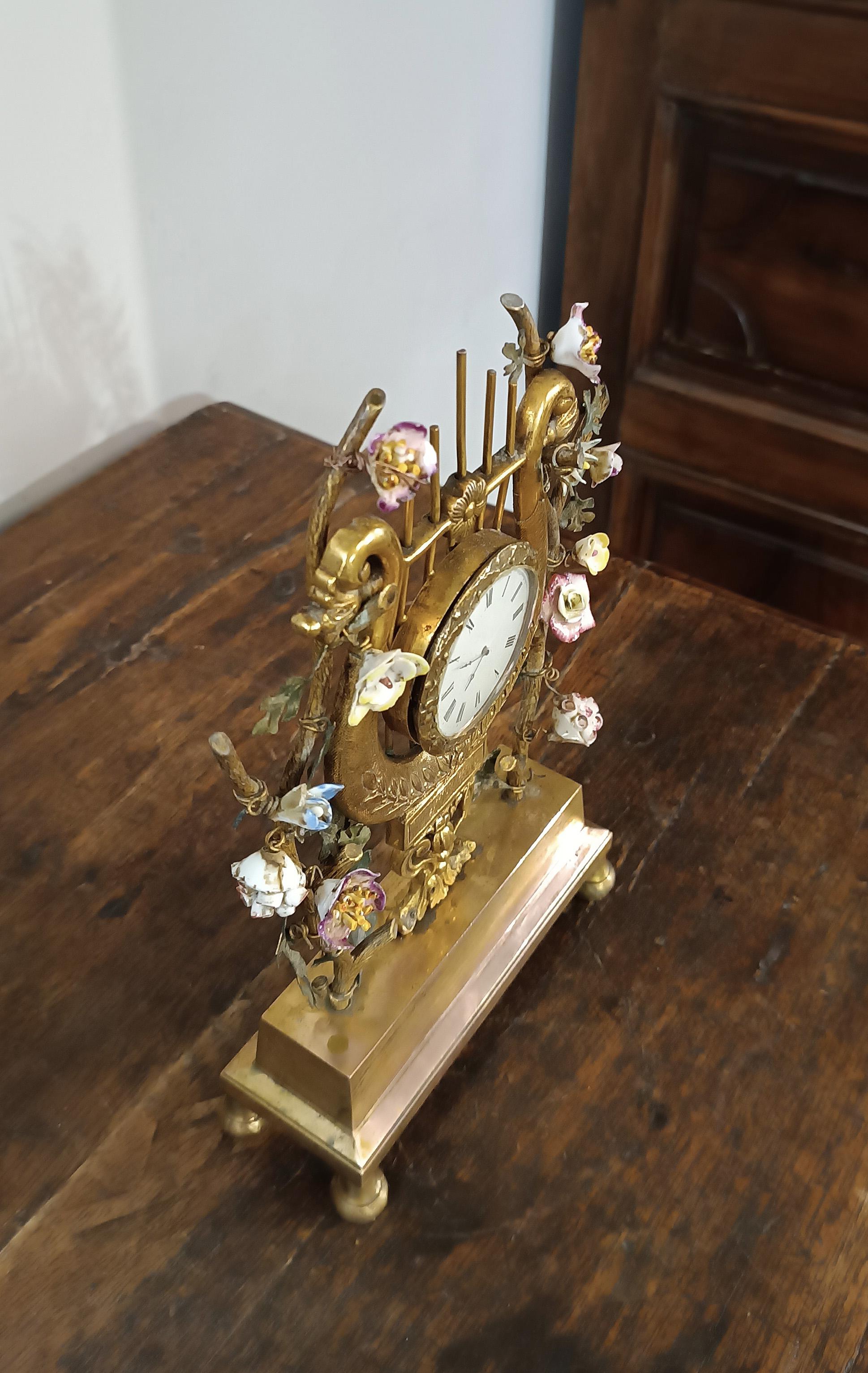 Bronzo MID 19th CENTURY NAPOLEON III LIRE PENDULUM in vendita