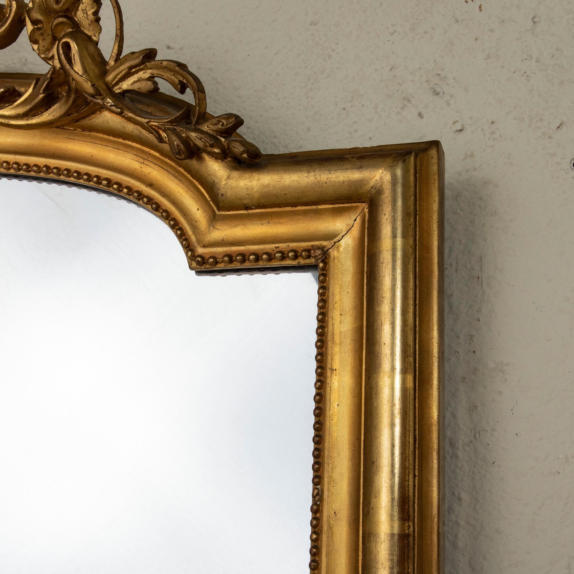 Mid-19th Century Napoleon III Period French Gilt Wood Mantel Mirror with Mask For Sale 3