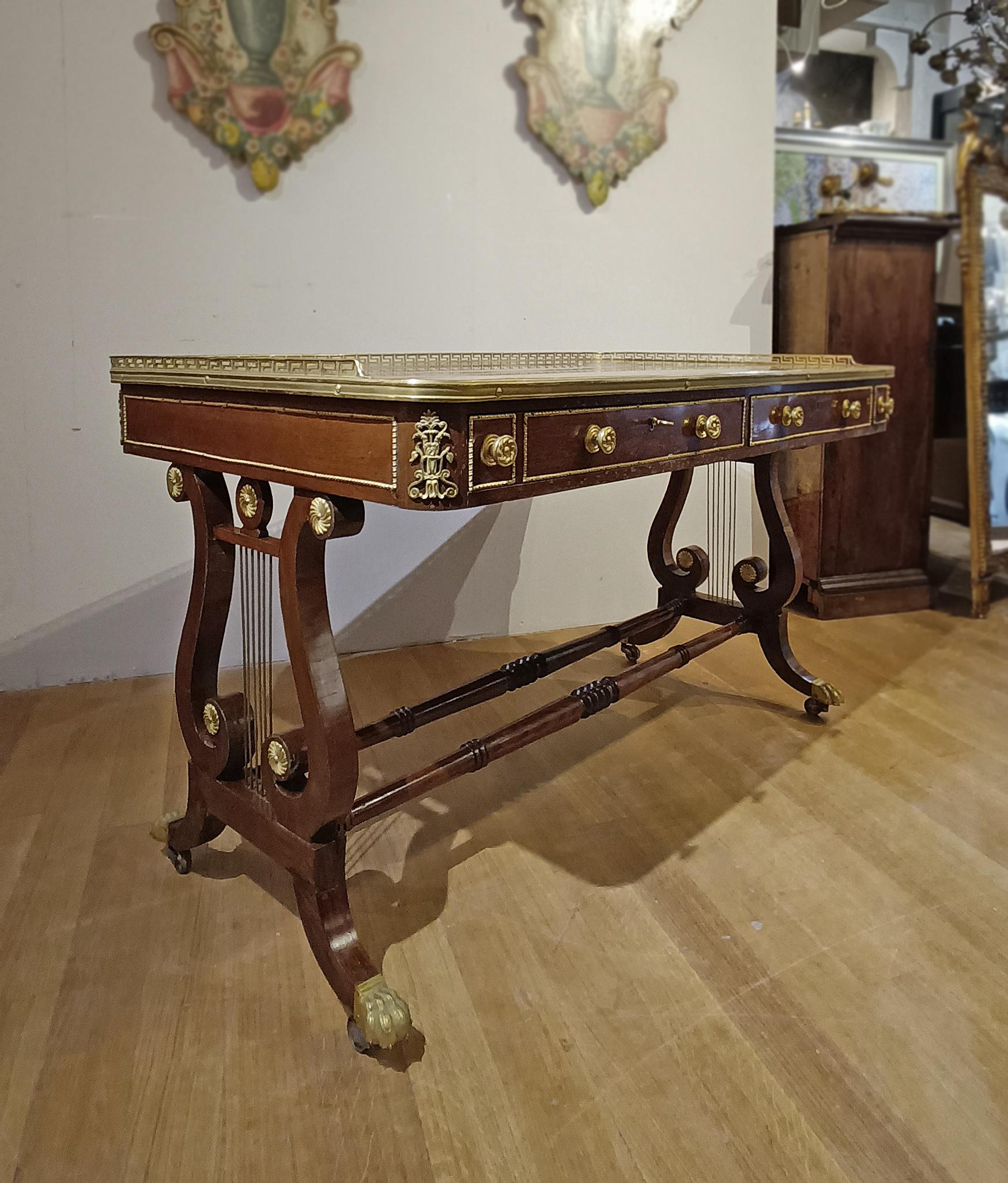 Napoleone III SCRIVANIA IN VENEZIA DI NAPOLEONE III DELLA METÀ DEL XIX SECOLO in vendita