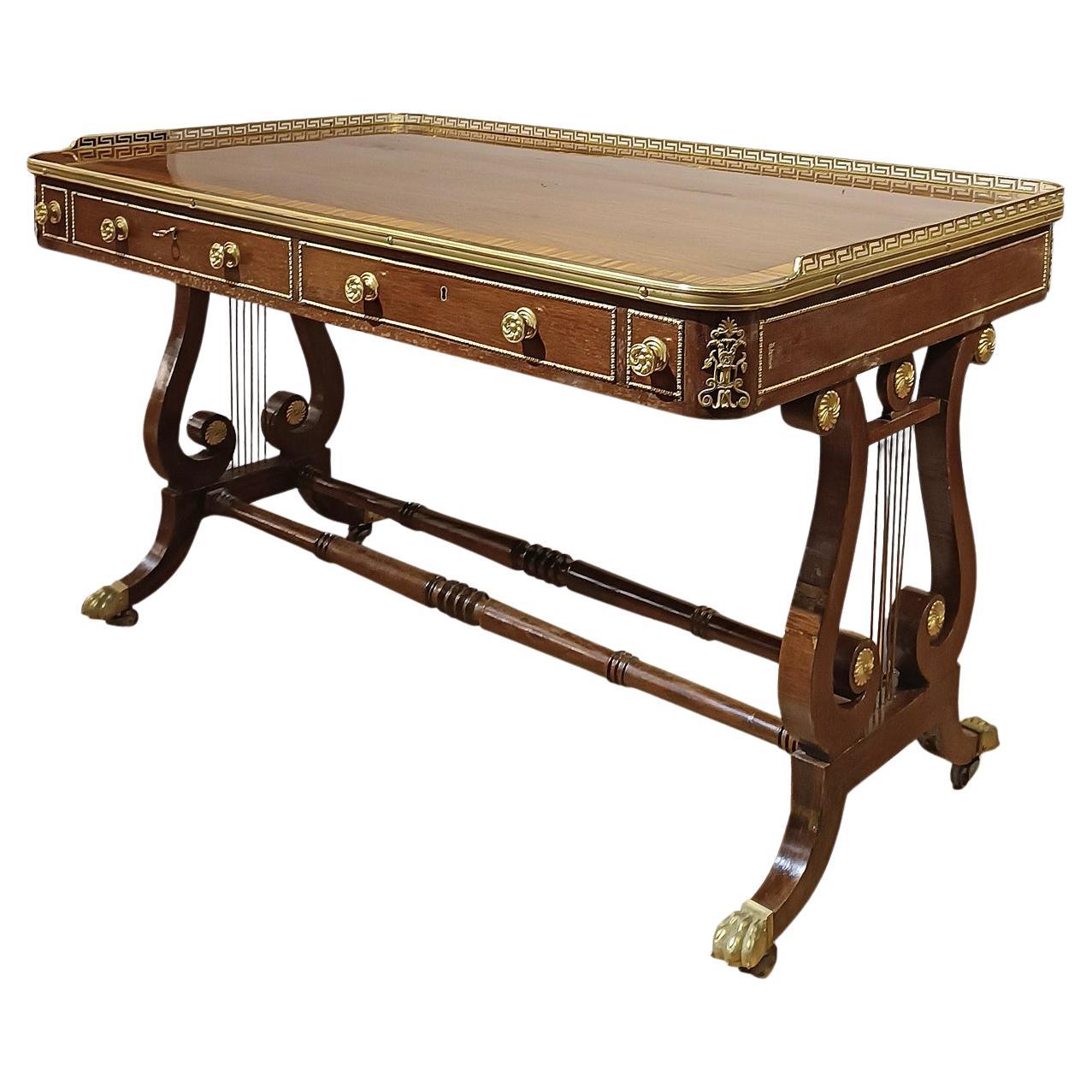 Bureau d
écriture en placage de NAPOLEON III du milieu du 19e siècle