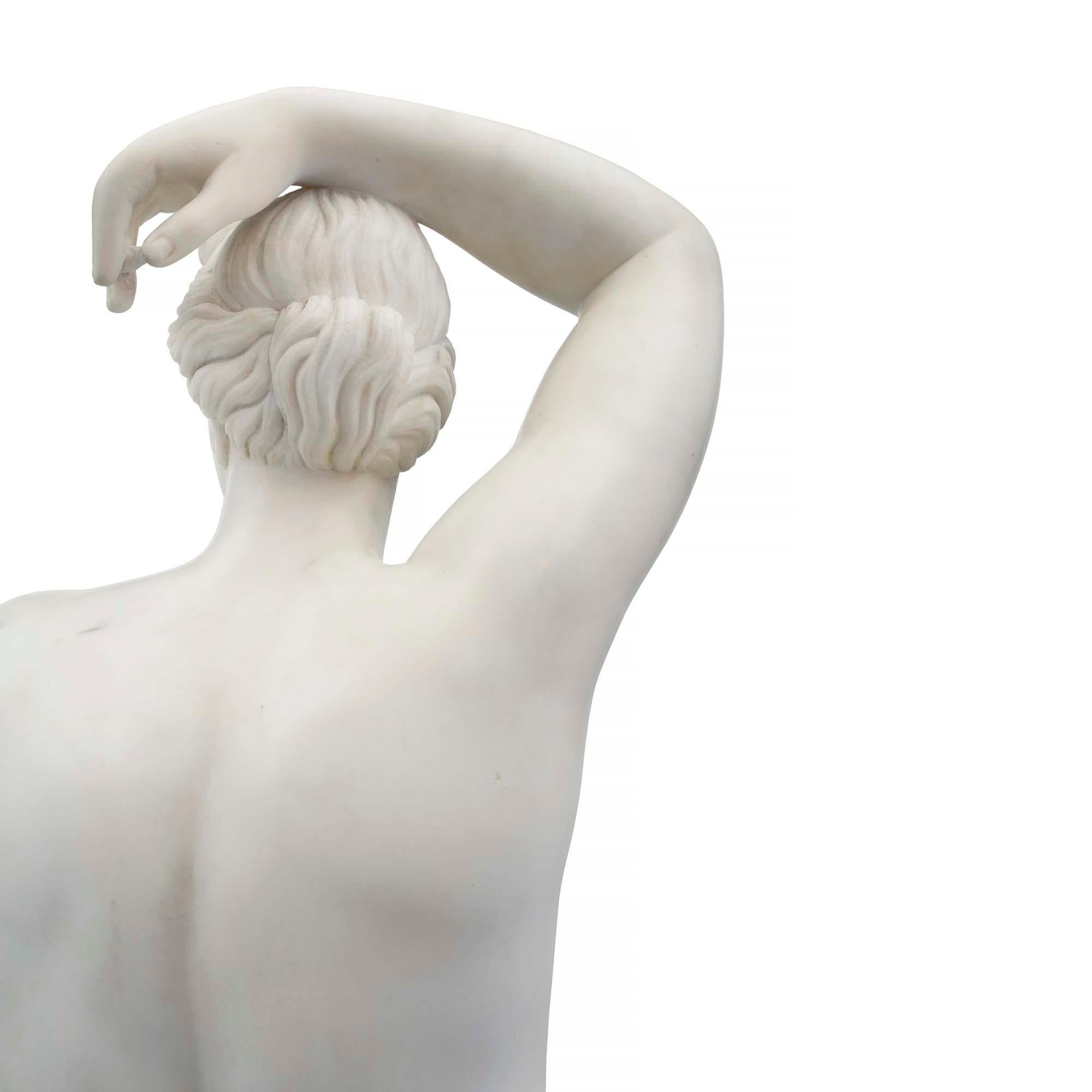 Marbre Statue d'Apollon en marbre blanc de Carrare de style néoclassique du milieu du XIXe siècle en vente