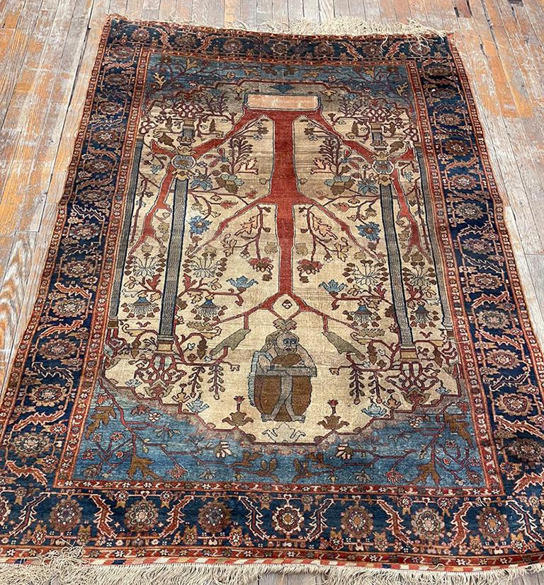 Mid 19th Century N.W. Persian Silk Heriz Carpet 4' 3'' x 5' 10''  In Good Condition For Sale In New York, NY