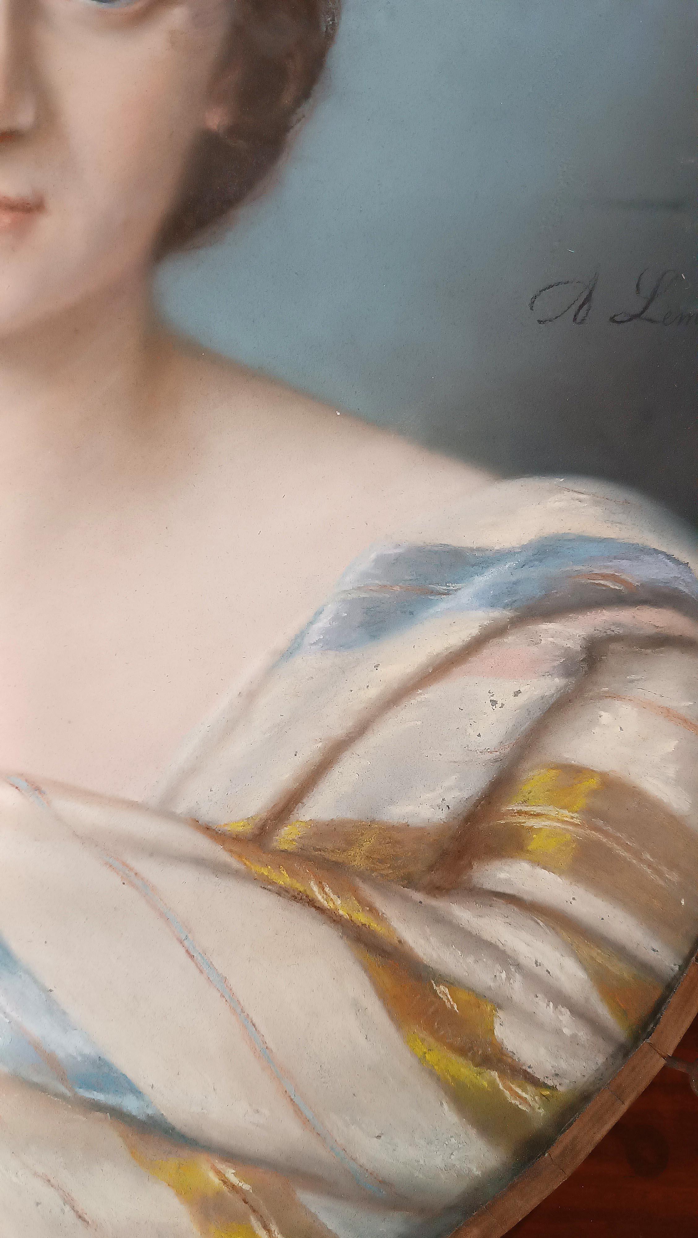 19th Century MID-19th CENTURY OVAL PASTEL PAINTING WITH YOUNG WOMAN in vendita