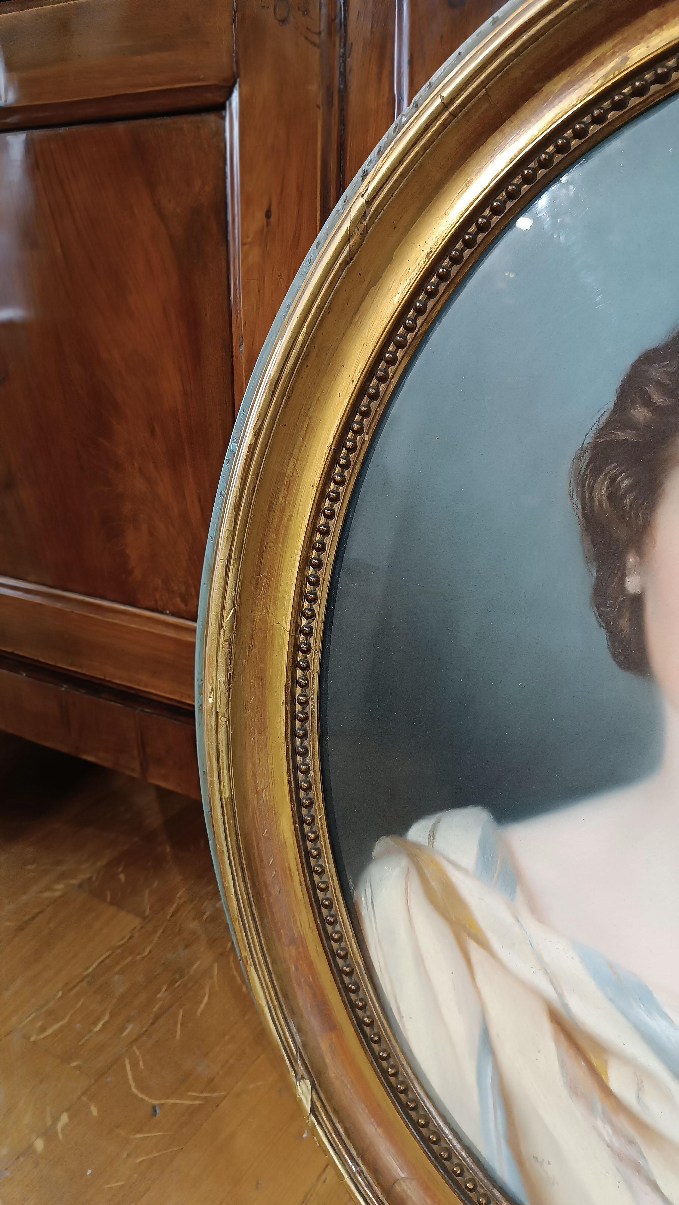 MID-19th CENTURY OVAL PASTEL PAINTING WITH YOUNG WOMAN in vendita 2