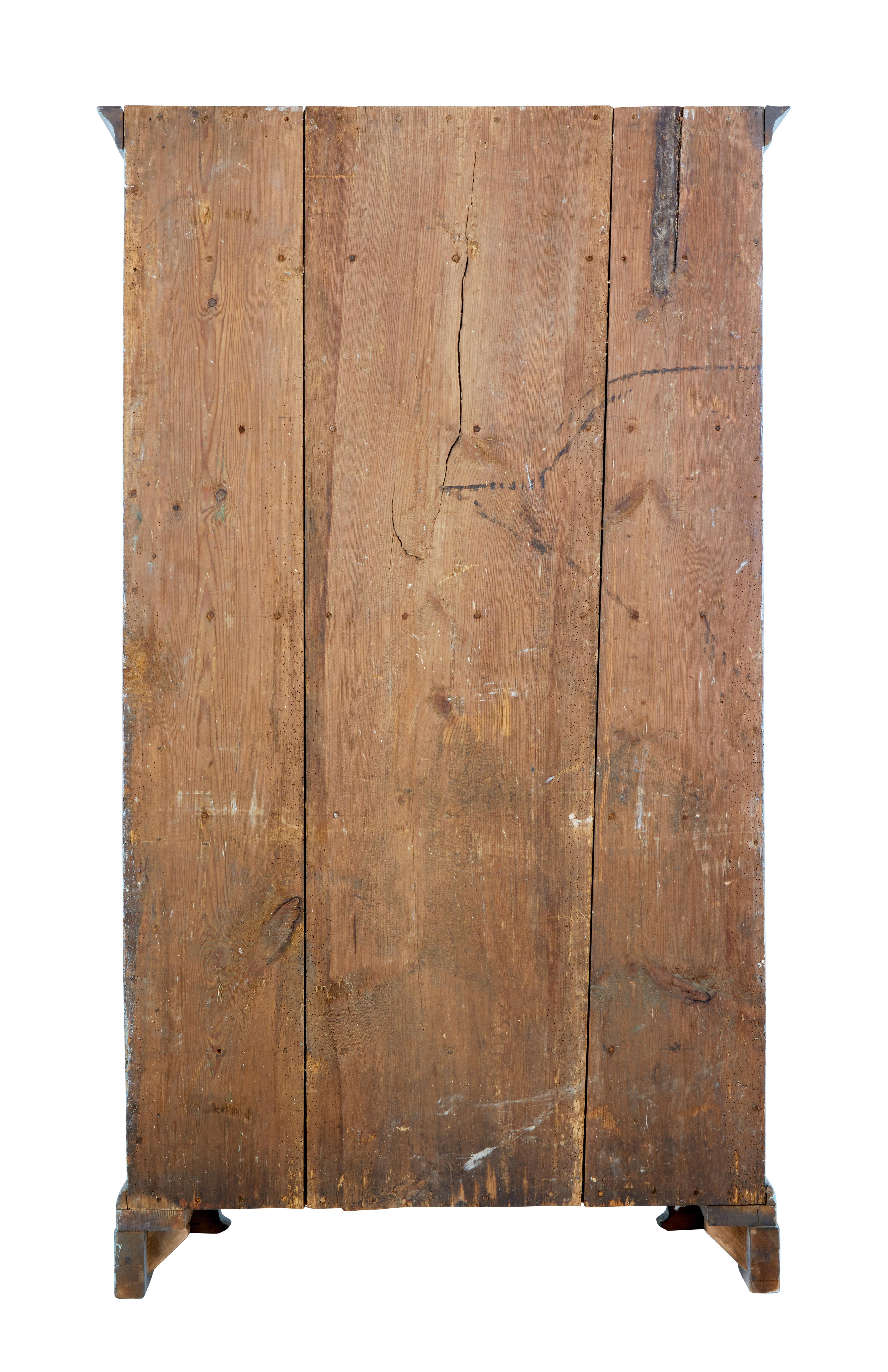 Mid-19th Century Painted Swedish Pine Tall Cupboard In Good Condition In Debenham, Suffolk