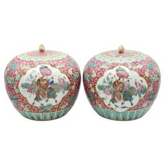Mid-19th Century Pair of Chinese Covered Jars