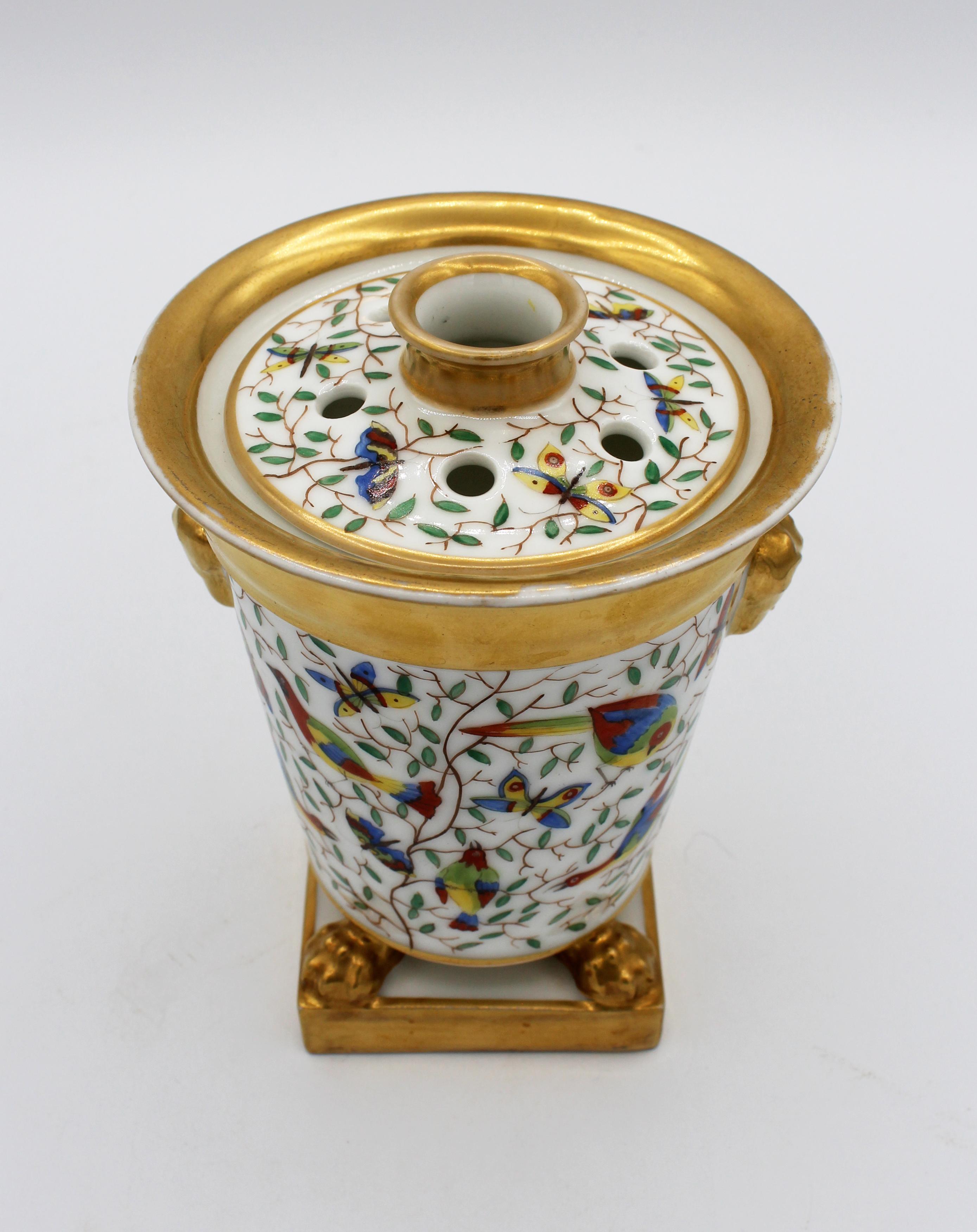 Mid 19th Century Pair of French Old Paris Porcelain Bough Pots 2