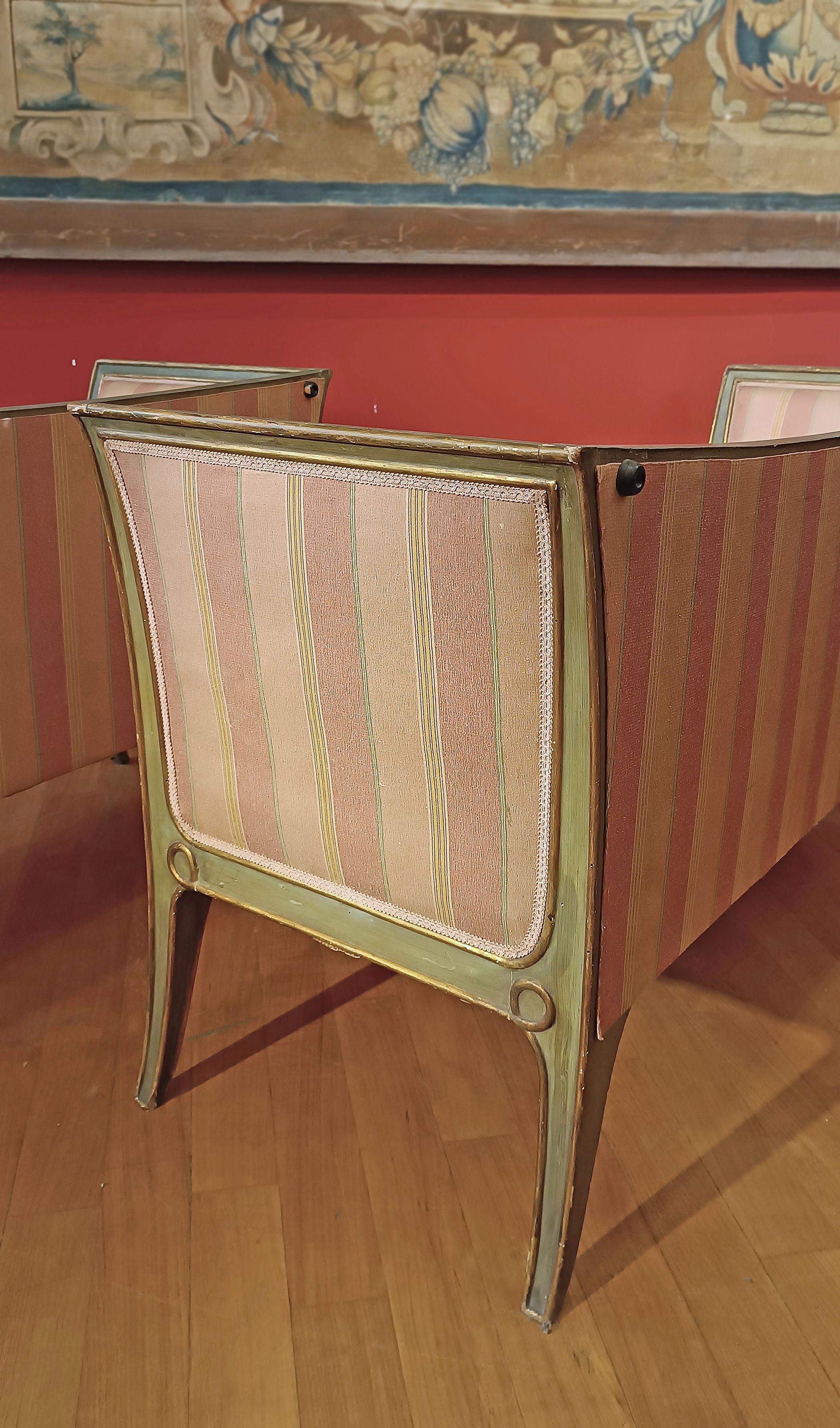 19th Century MID-19th CENTURY PAIR OF GILT AND LACQUERED SOFAS For Sale