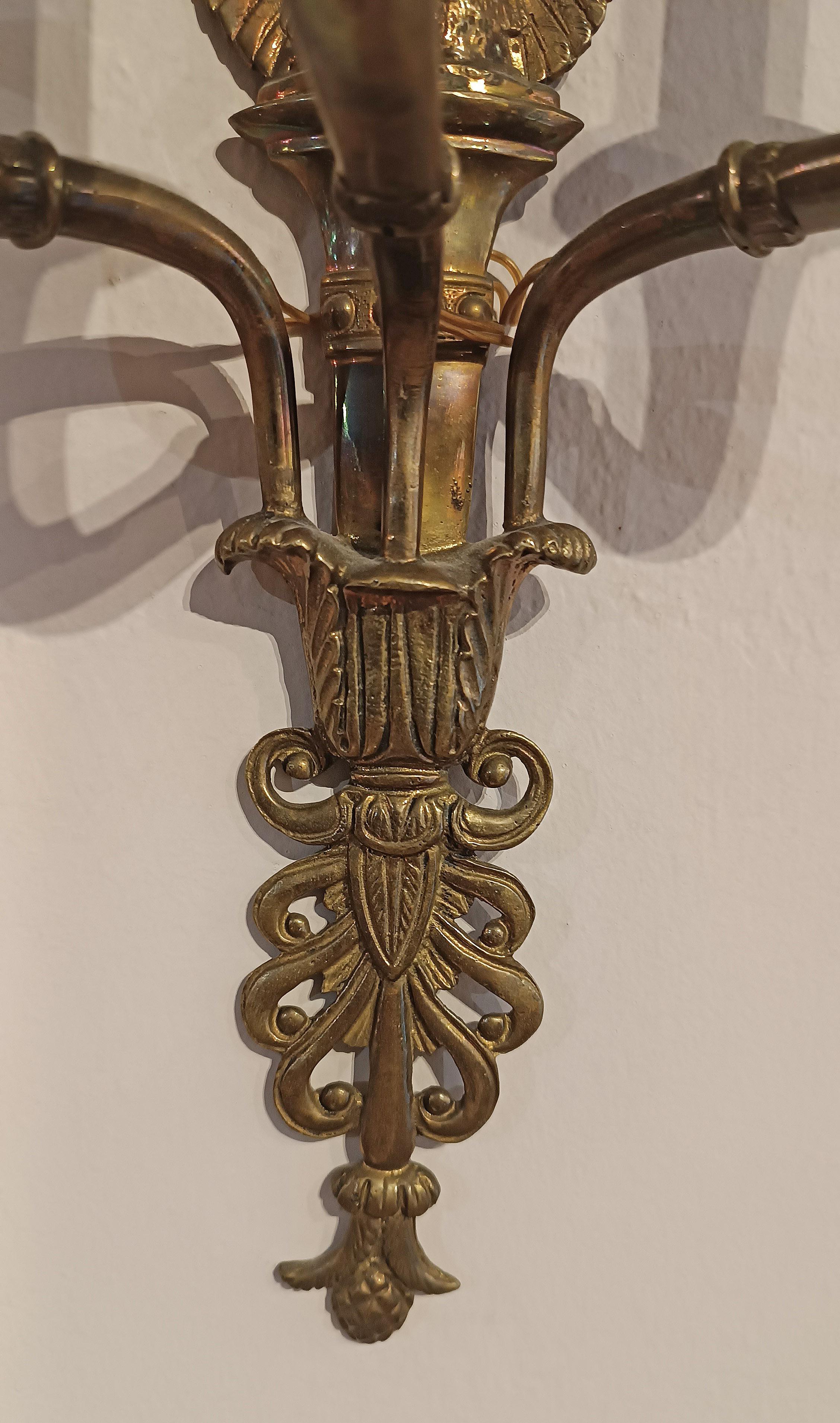 Dorato COPPIA DI APPARECCHIATURE IN BRONZO DORATO DELLA META' DEL XIX SECOLO in vendita