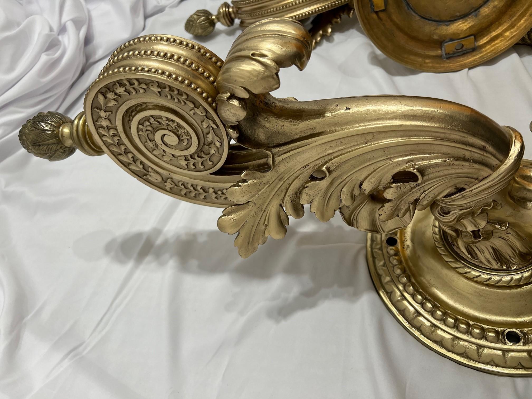 Paire de boutons de porte monumentaux architecturaux anciens en bronze du milieu du XIXe siècle   en vente 7