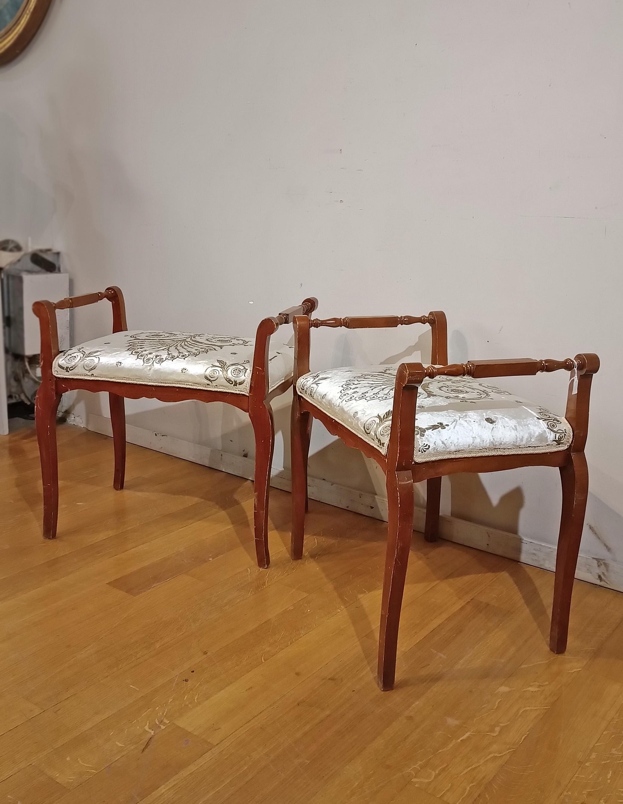 Italian MID-19th CENTURY PAIR OF NAPOLEON III CHERRY STOOLS en vente