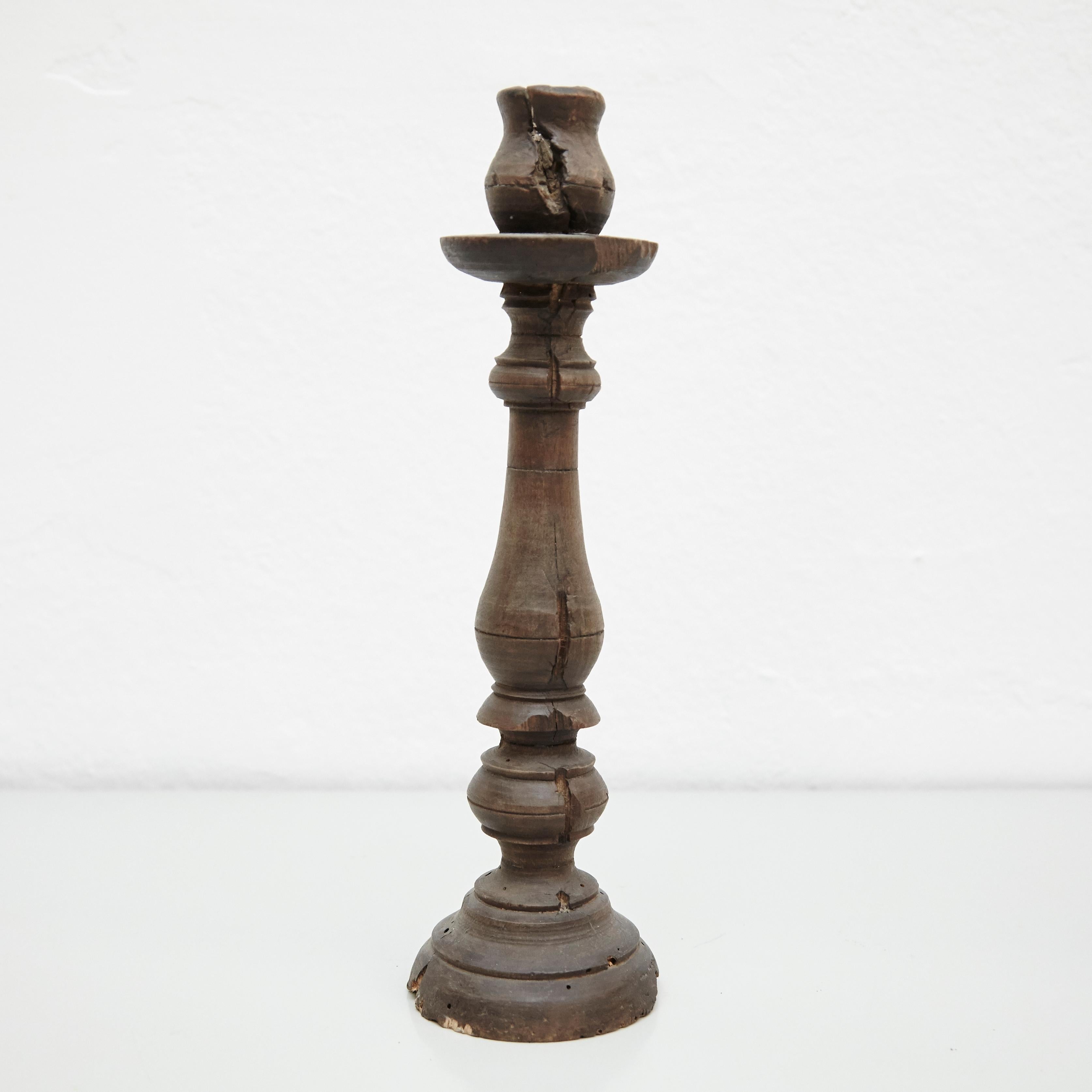 Mid-19th Century Pair of Popular Traditional Rustic Wood Candlesticks For Sale 8