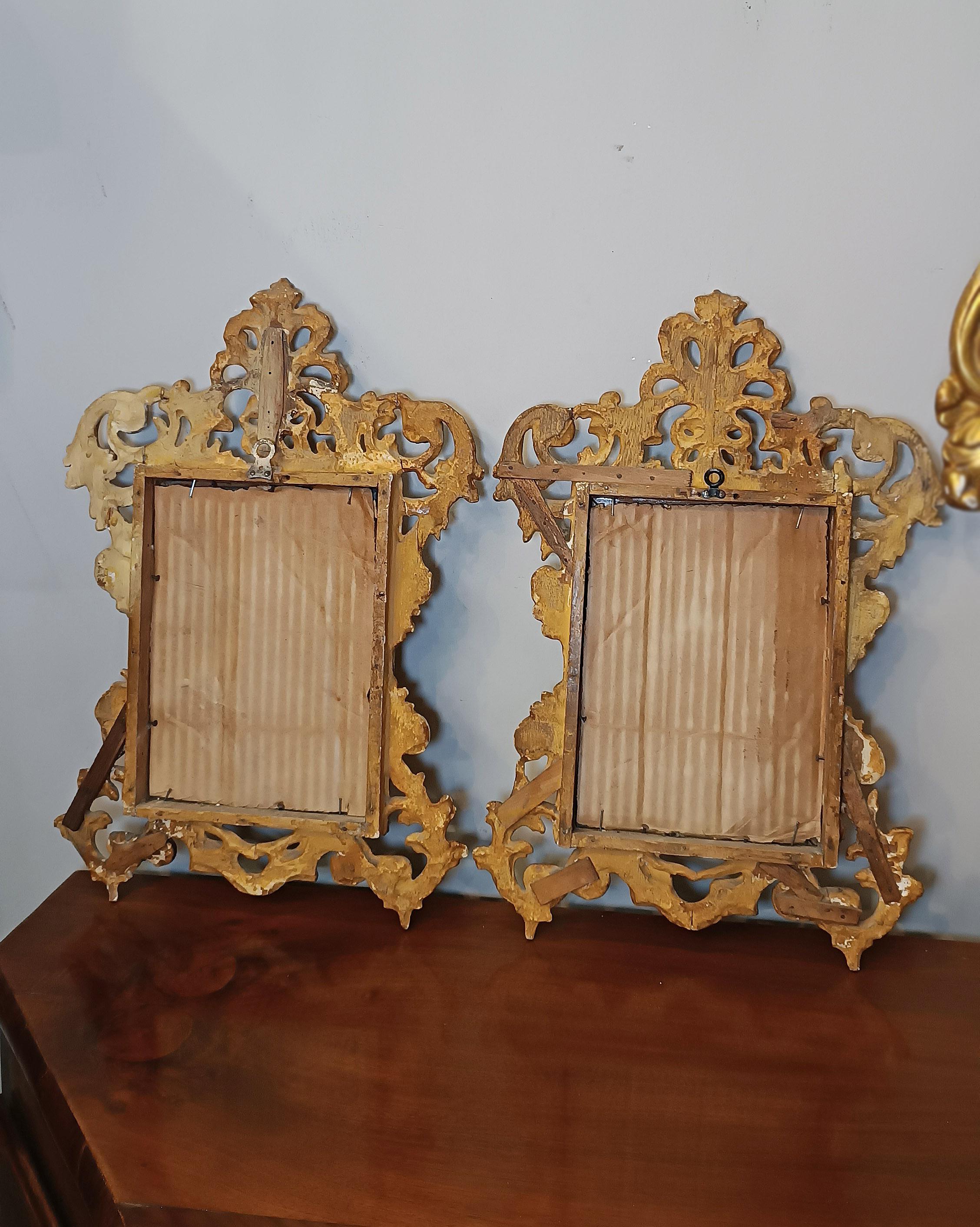 MID-19th CENTURY PAIR OF SMALL GILDED MIRRORS in vendita 3