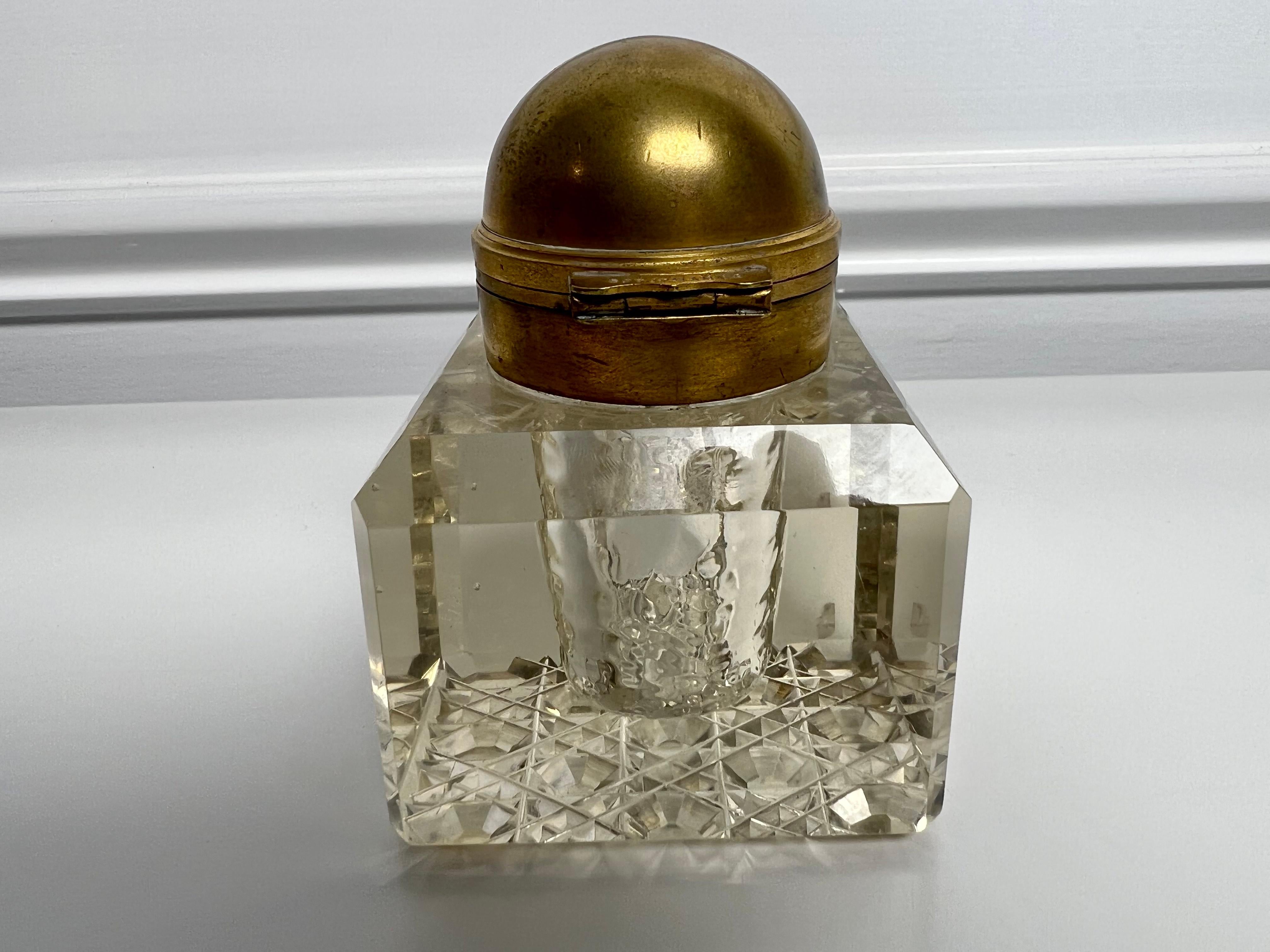 English Mid 19th Century Partners Inkwell with Brass Double Top and Cut Crystal For Sale