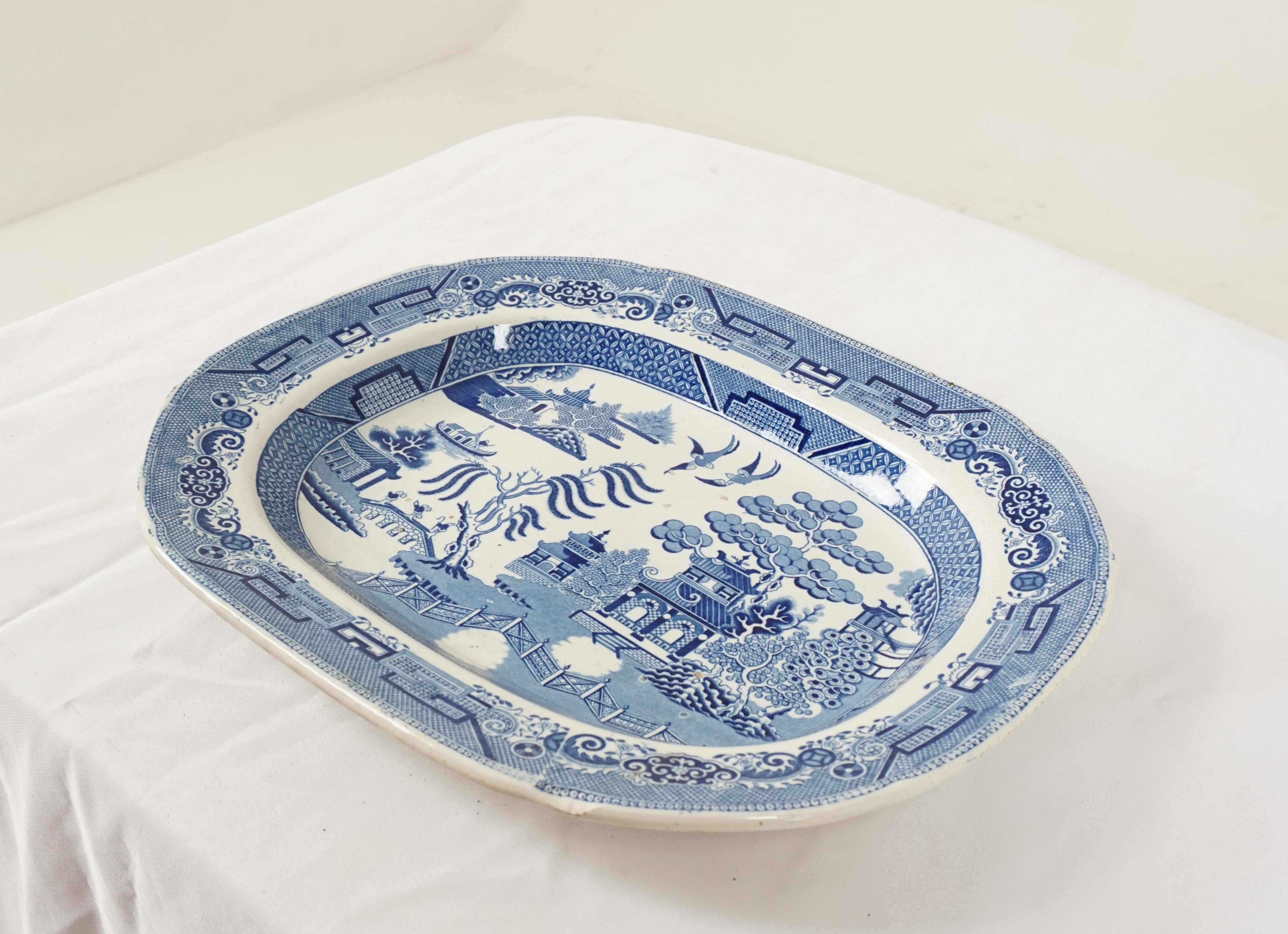 Scottish Mid 19th Century Pearlware Blue Willow Transfer Platter, England, 1840 H630 For Sale