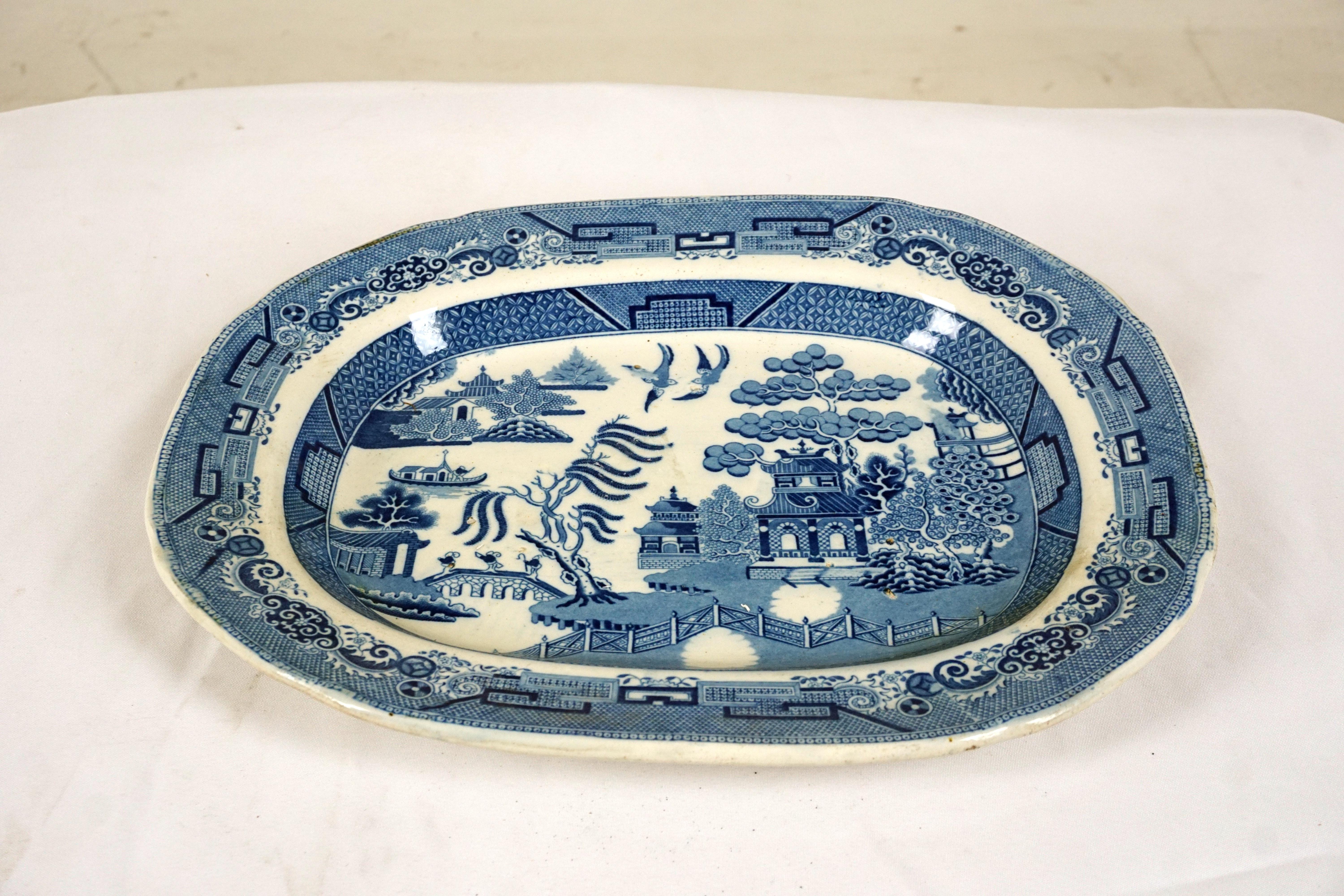 Mid 19th Century Pearlware Blue Willow Transfer Platter, England, 1840 H631 In Good Condition For Sale In Vancouver, BC