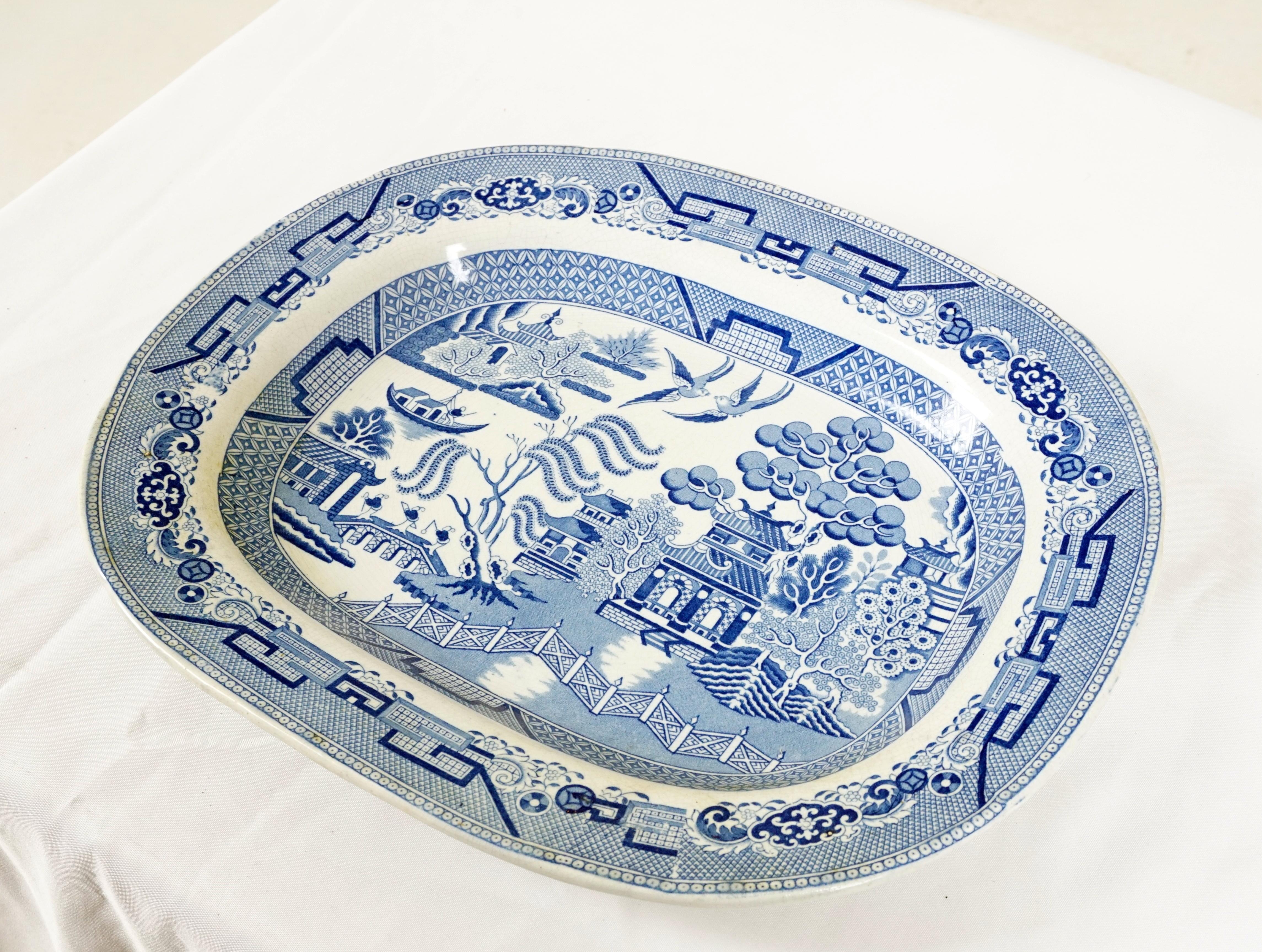 Scottish Mid 19th Century Pearlware Blue Willow Transfer Platter, England 1840, H629 For Sale