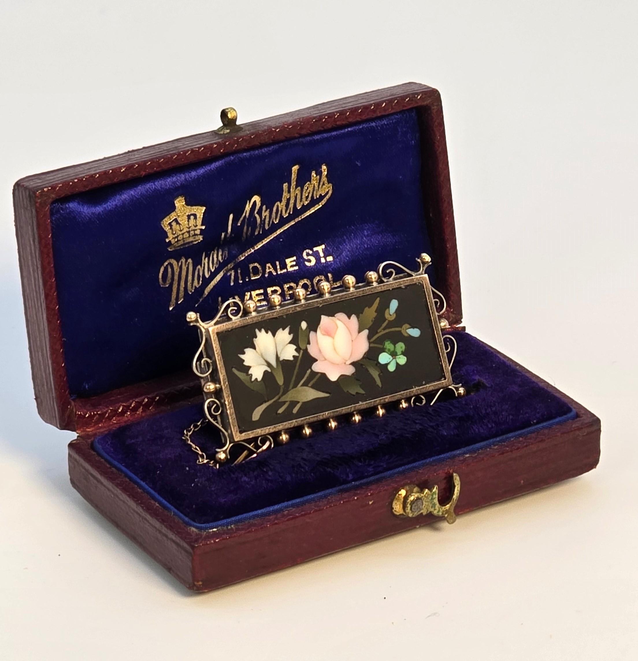 Mid 19th century pietra dura brooch, circa 1860 For Sale 4