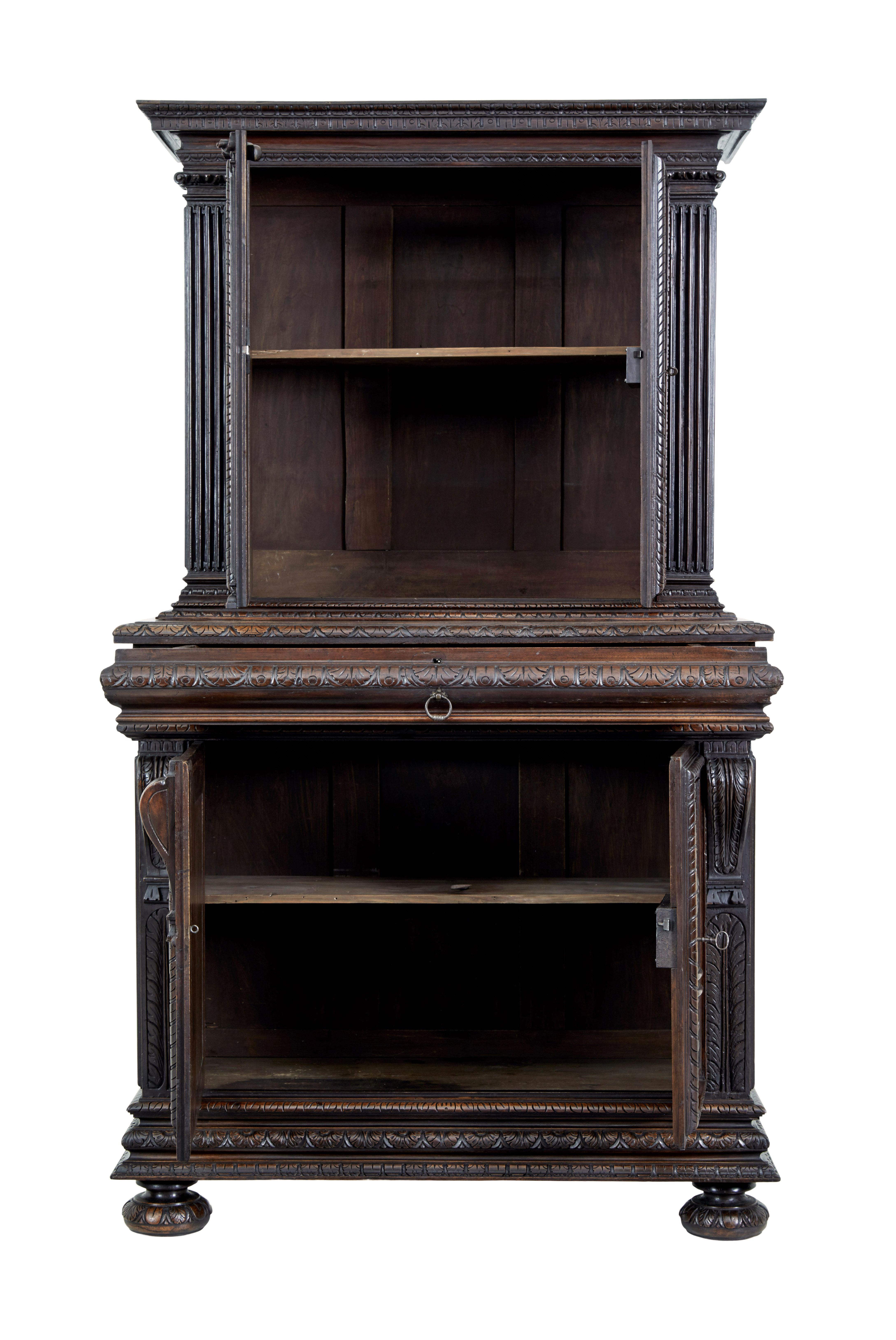 Mid-19th century profusely carved French walnut cabinet In Good Condition For Sale In Debenham, Suffolk