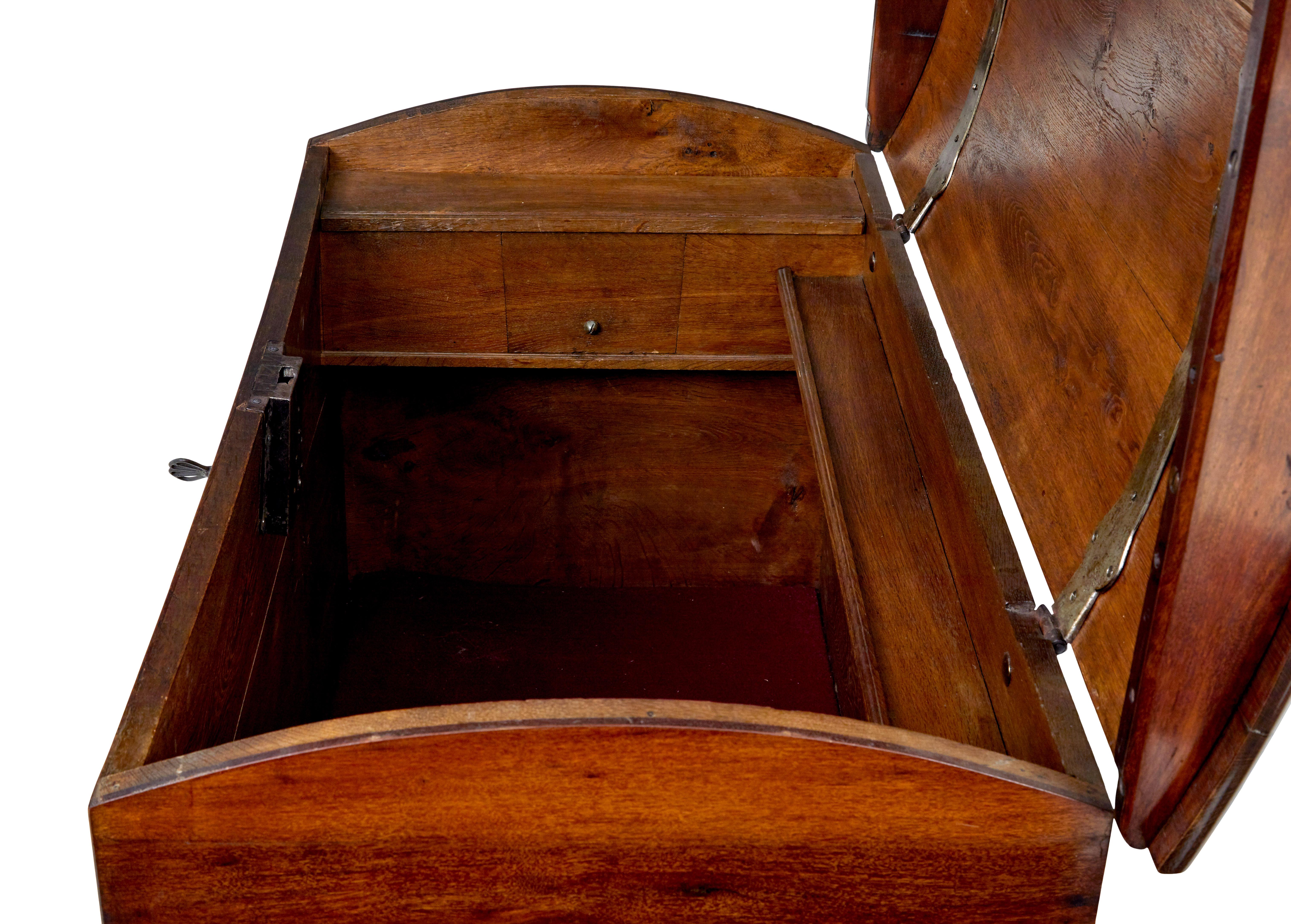 Mid 19th century profusely inlaid continental walnut dome coffer For Sale 2